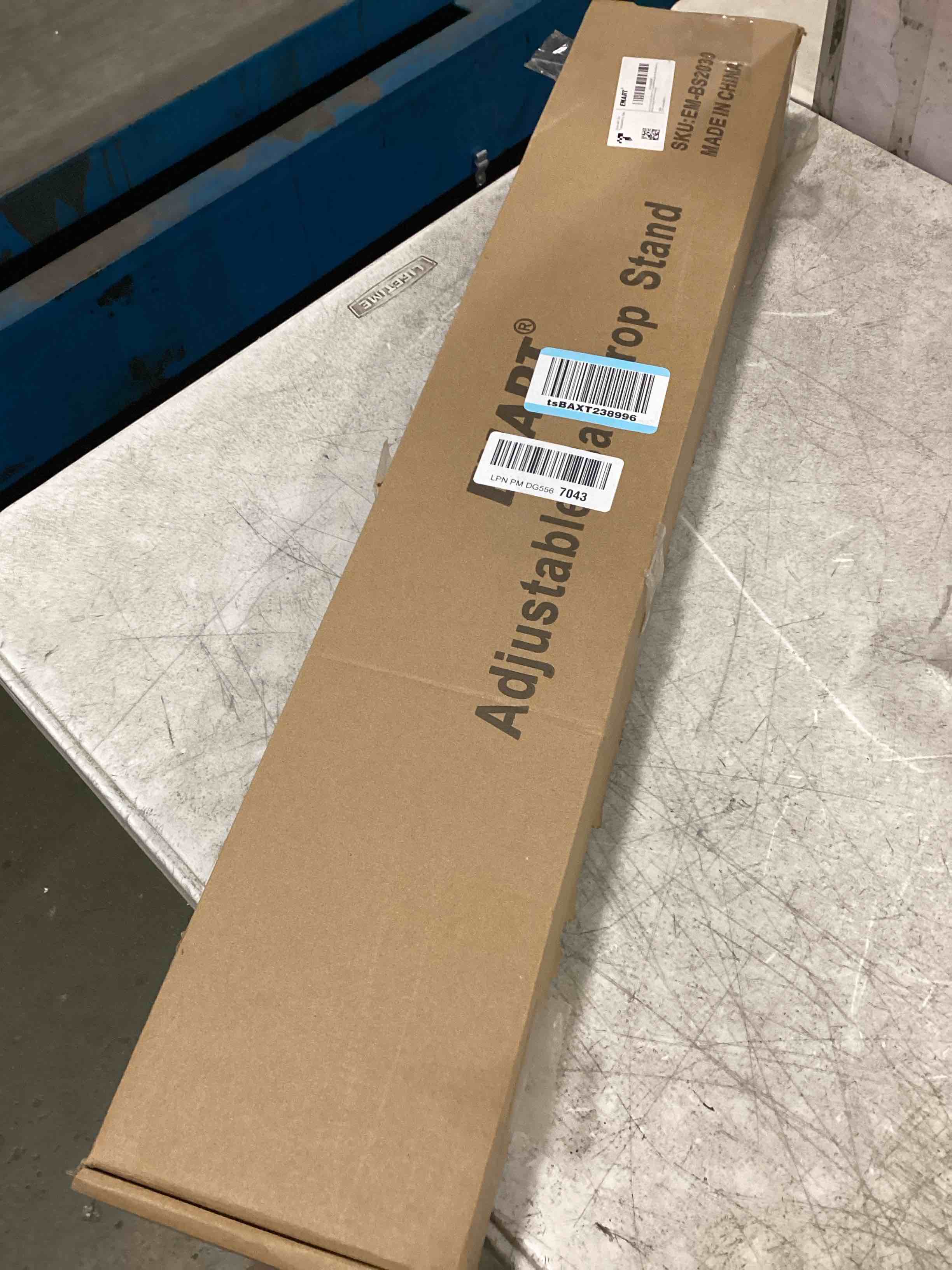 https://s3.amazonaws.com/lotting-images-prod/bidfta/PPE1835501_1734610596318.jpeg