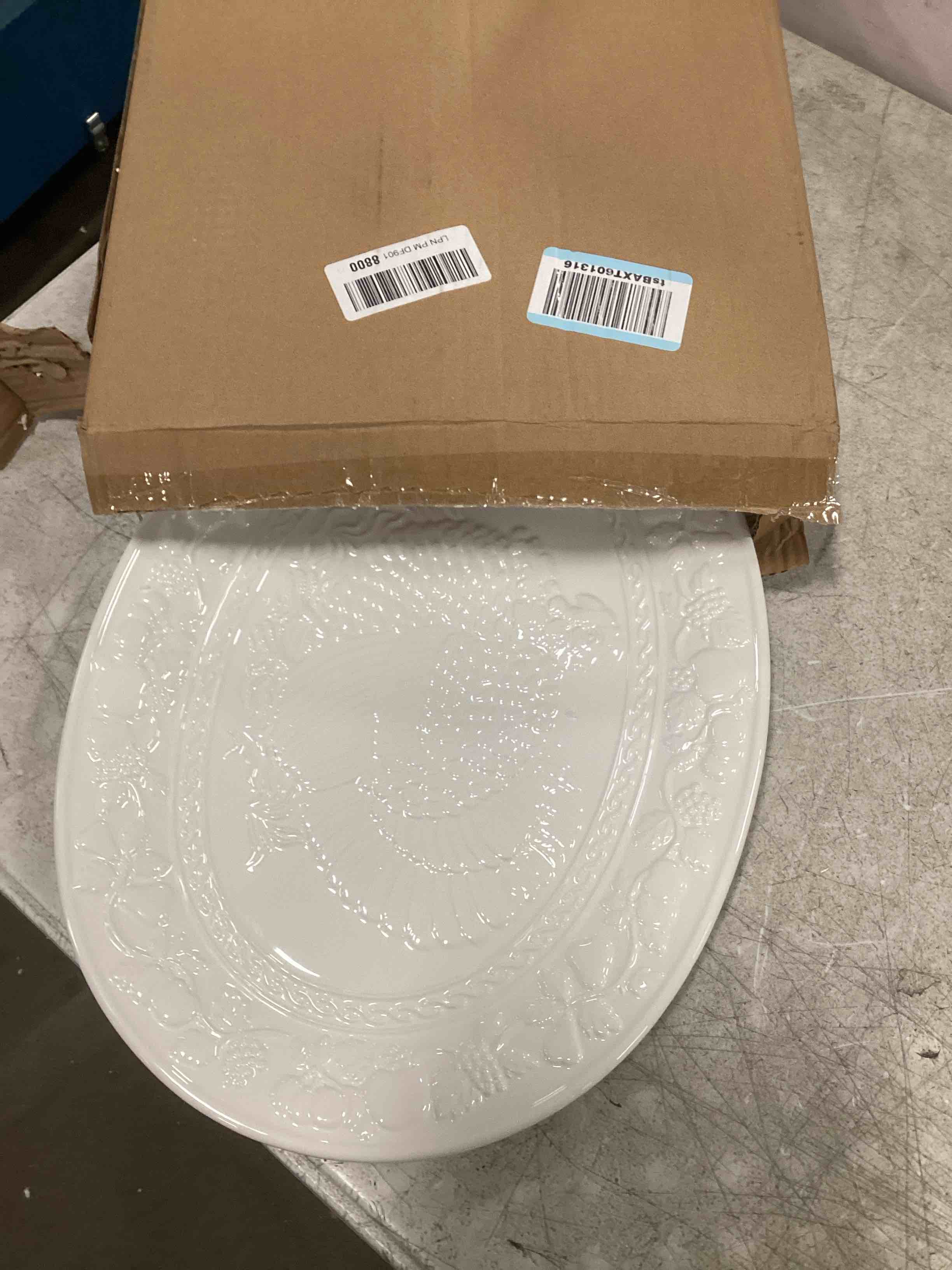 https://s3.amazonaws.com/lotting-images-prod/bidfta/PPE1835684_1734635431415.jpeg