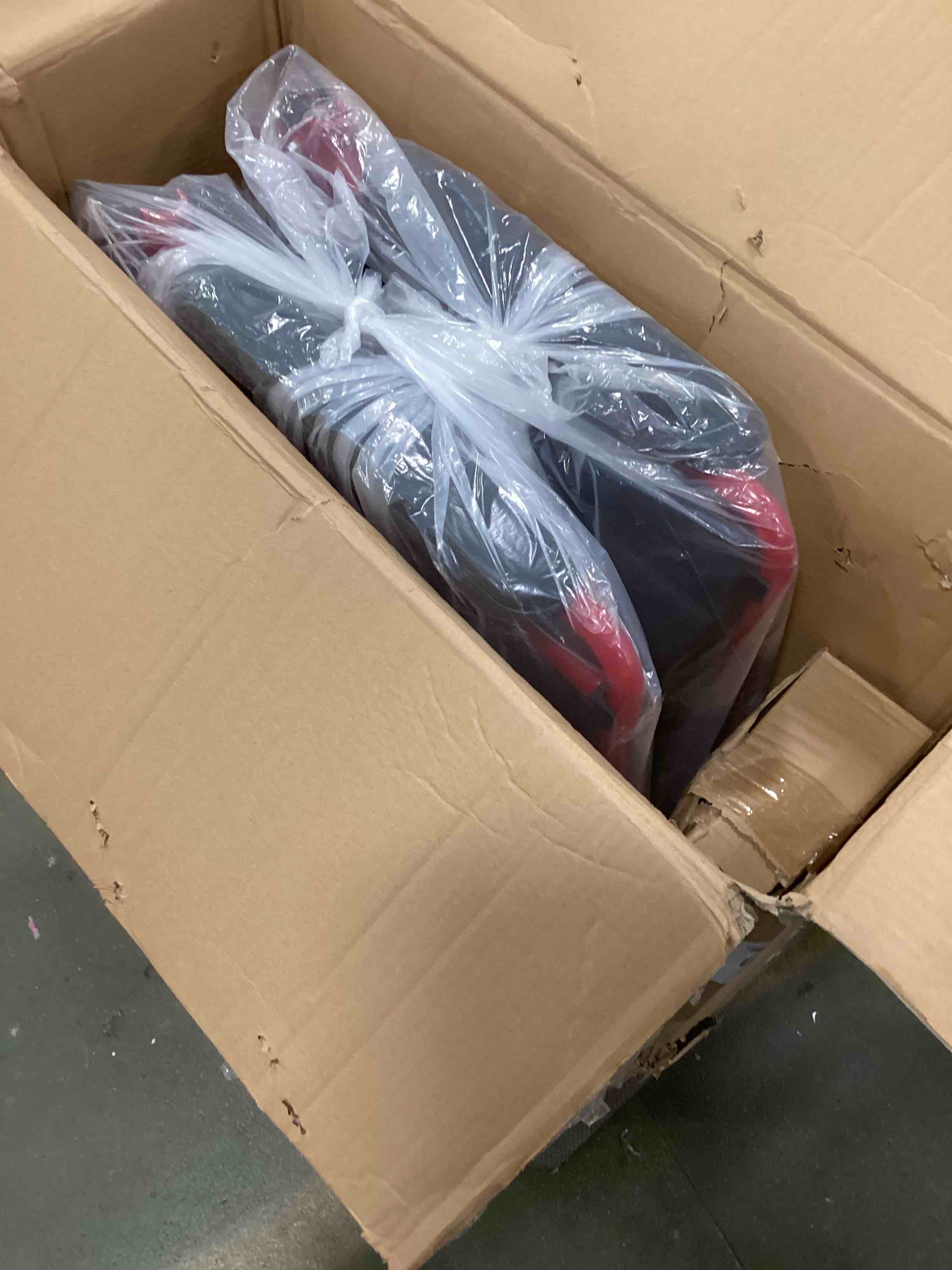 https://s3.amazonaws.com/lotting-images-prod/bidfta/PPE1835781_1734699820552.jpeg