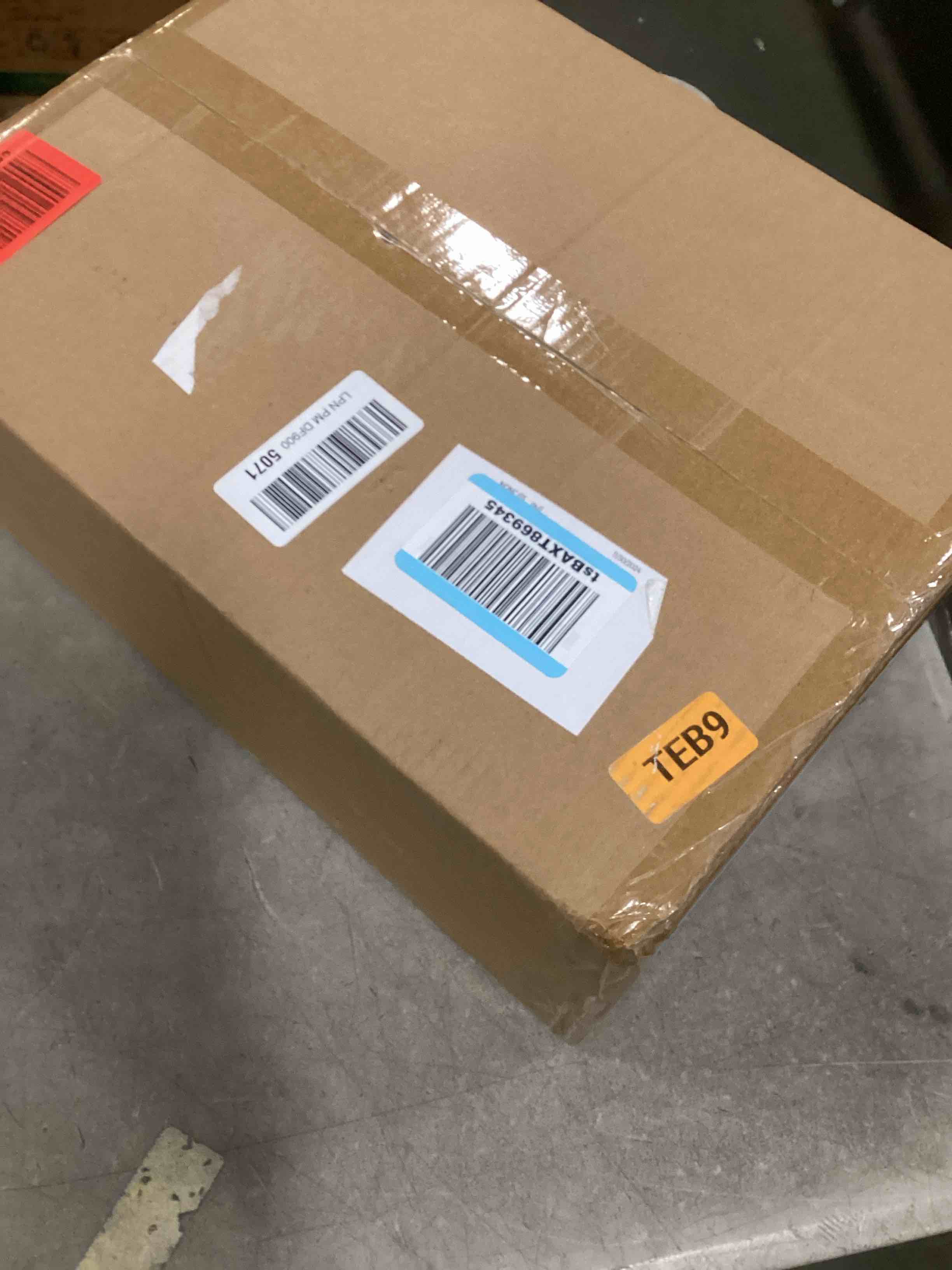 https://s3.amazonaws.com/lotting-images-prod/bidfta/PPE1835833_1734705729631.jpeg