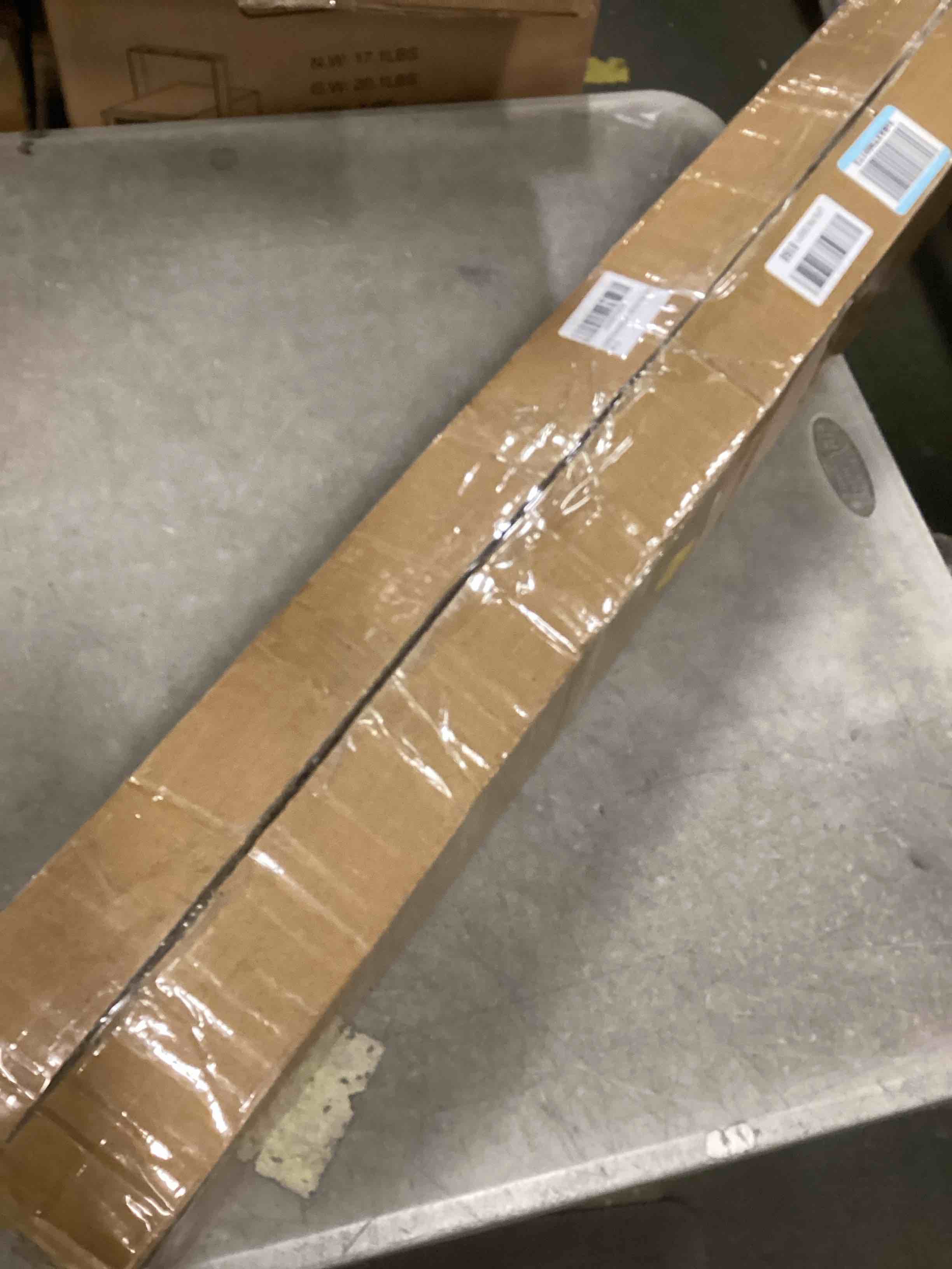https://s3.amazonaws.com/lotting-images-prod/bidfta/PPE1835844_1734708415173.jpeg