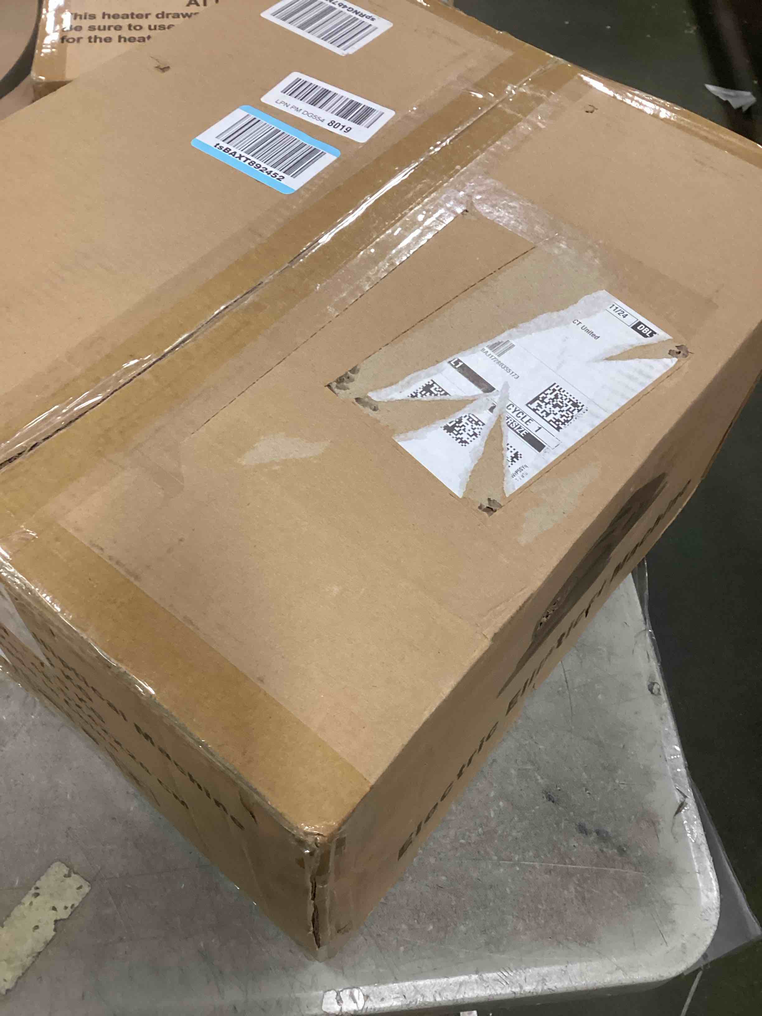 https://s3.amazonaws.com/lotting-images-prod/bidfta/PPE1835849_1734709200261.jpeg