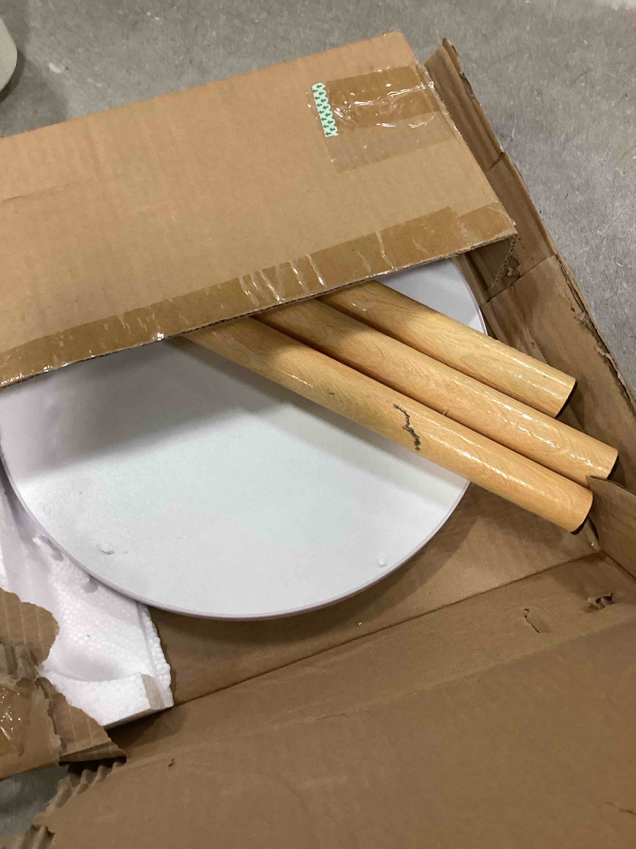 https://s3.amazonaws.com/lotting-images-prod/bidfta/PPE1835859_1734709969087.jpeg