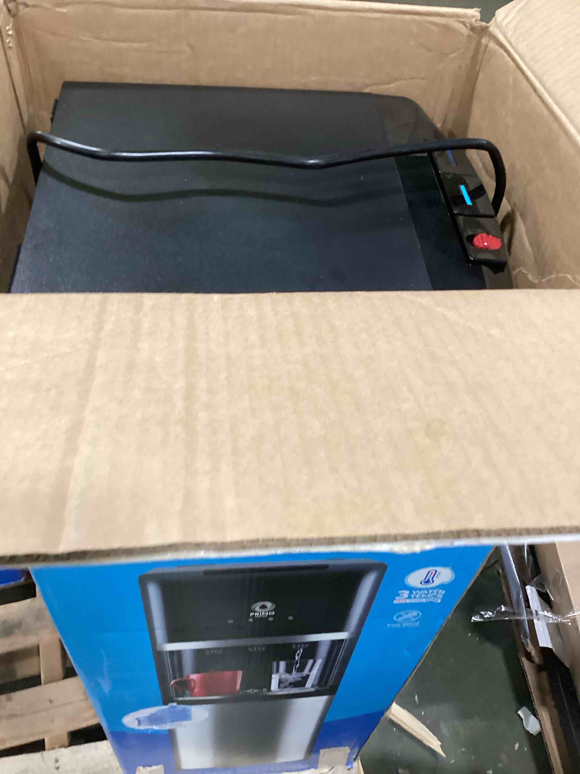 https://s3.amazonaws.com/lotting-images-prod/bidfta/PPE1836036_1734955334865.jpeg