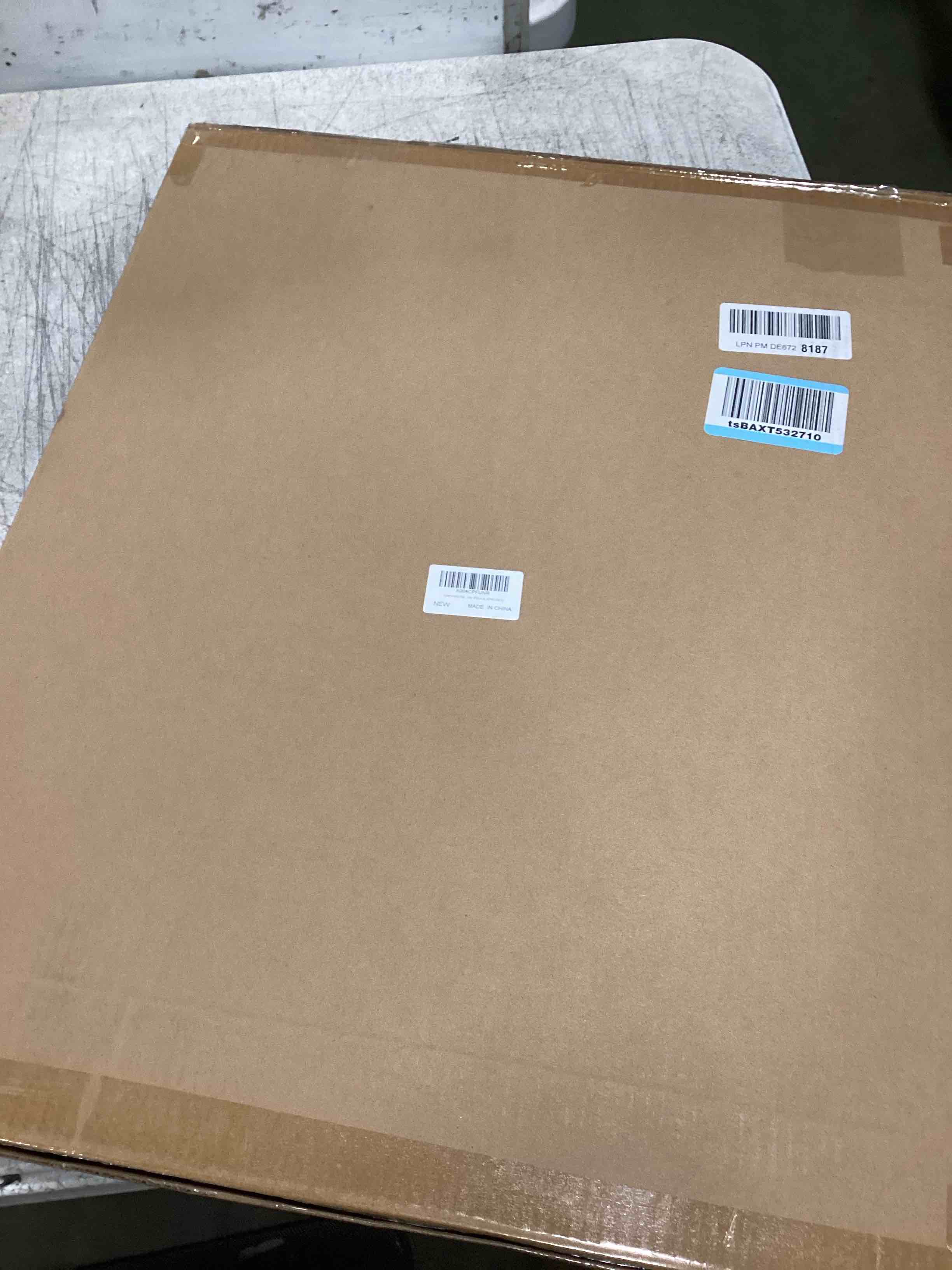 https://s3.amazonaws.com/lotting-images-prod/bidfta/PPE1836118_1734956146514.jpeg