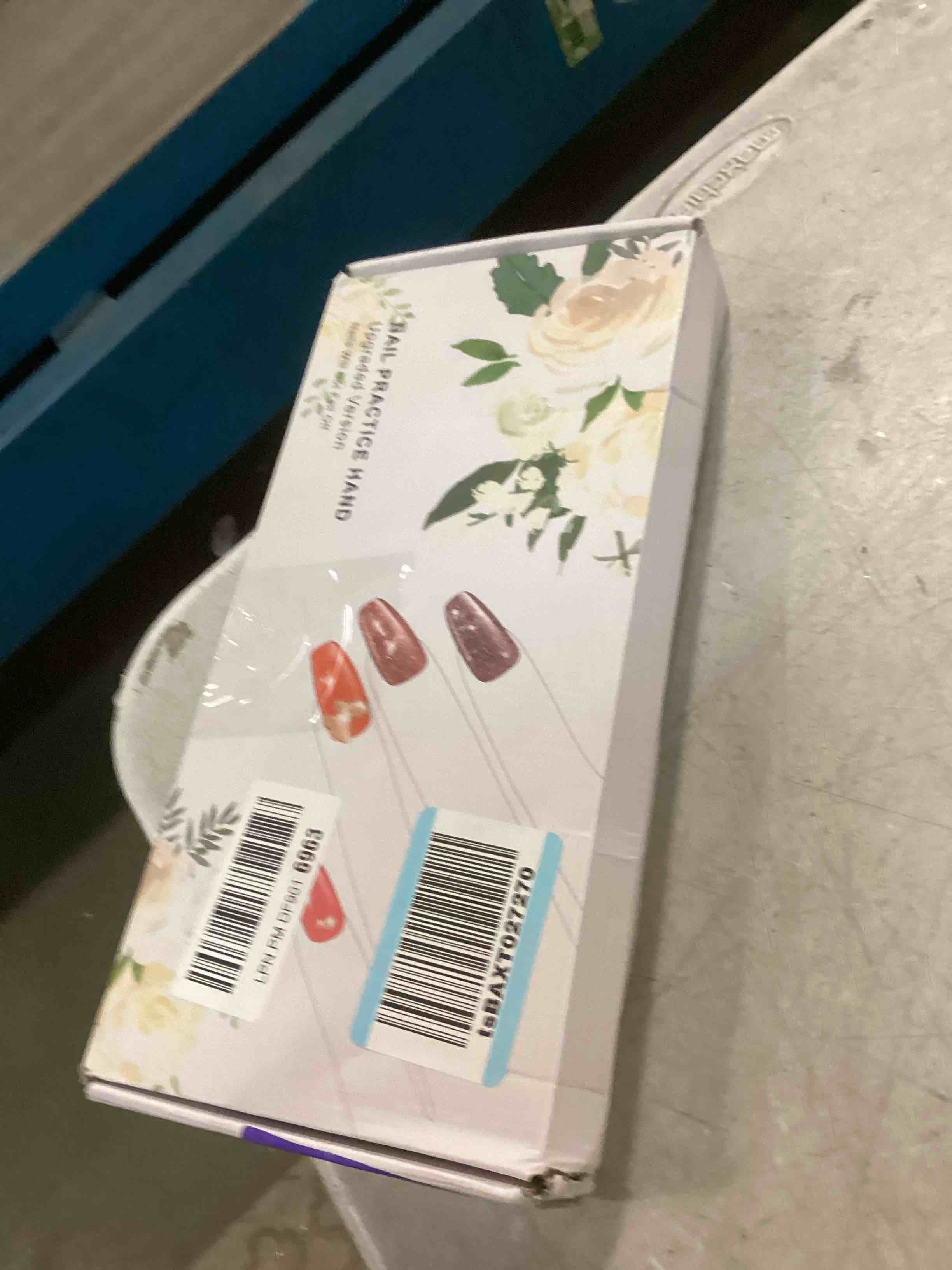 https://s3.amazonaws.com/lotting-images-prod/bidfta/PPE1837732_1735065178772.jpeg