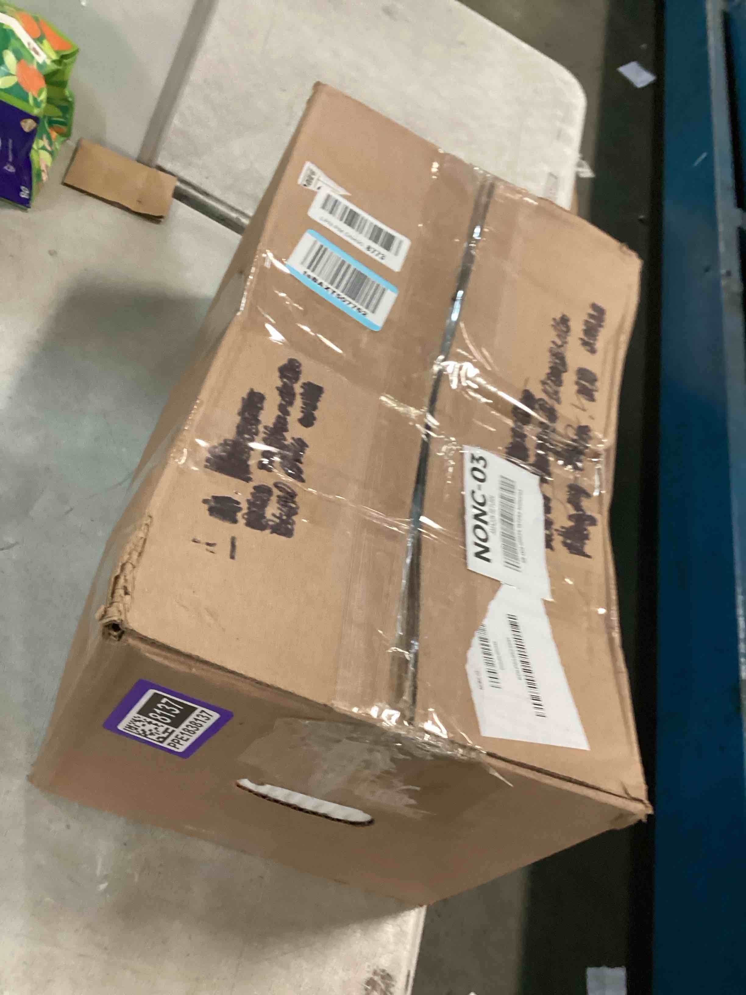 https://s3.amazonaws.com/lotting-images-prod/bidfta/PPE1838137_1735585485228.jpeg