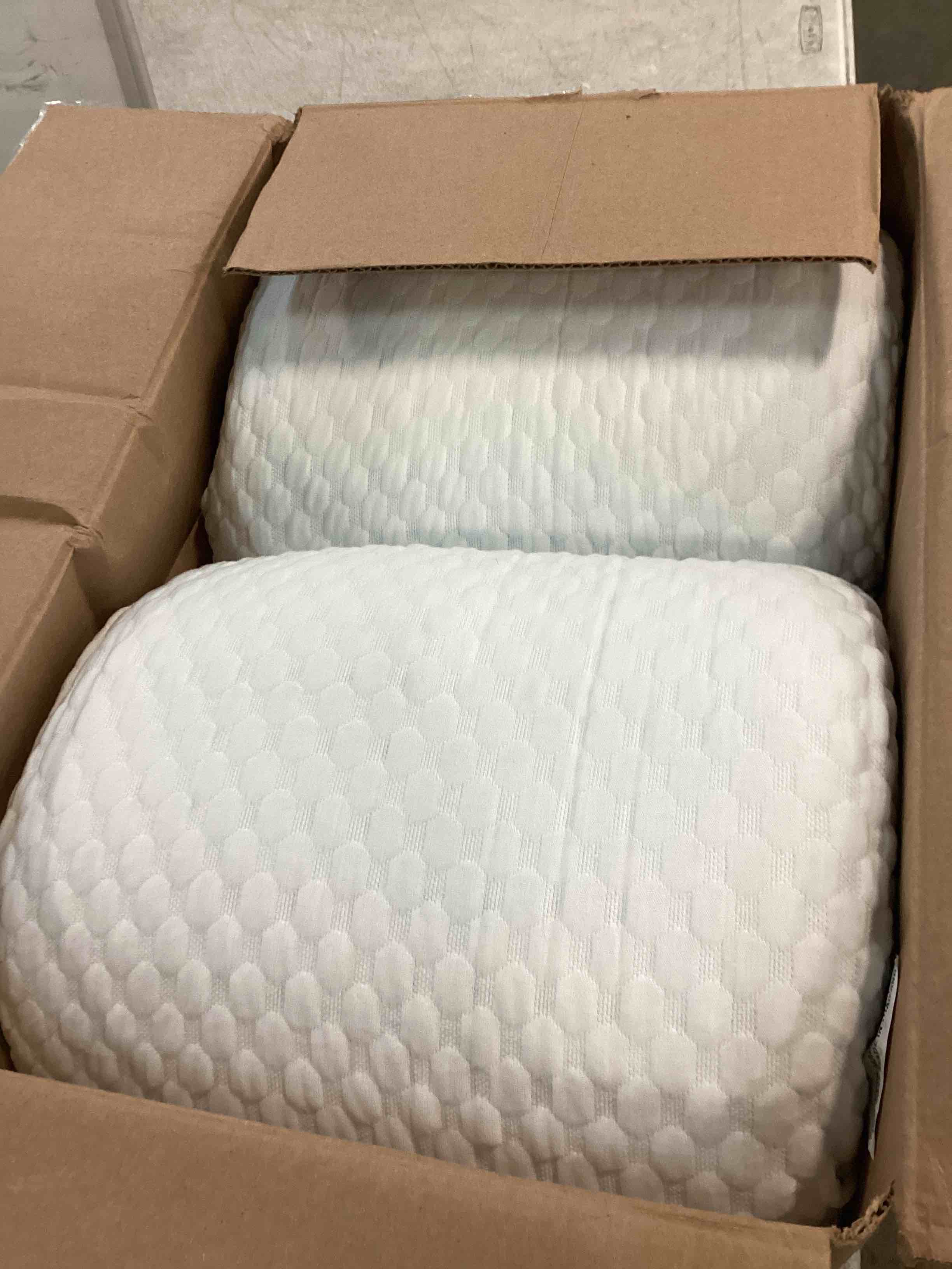 https://s3.amazonaws.com/lotting-images-prod/bidfta/PPE1838137_1735585502689.jpeg