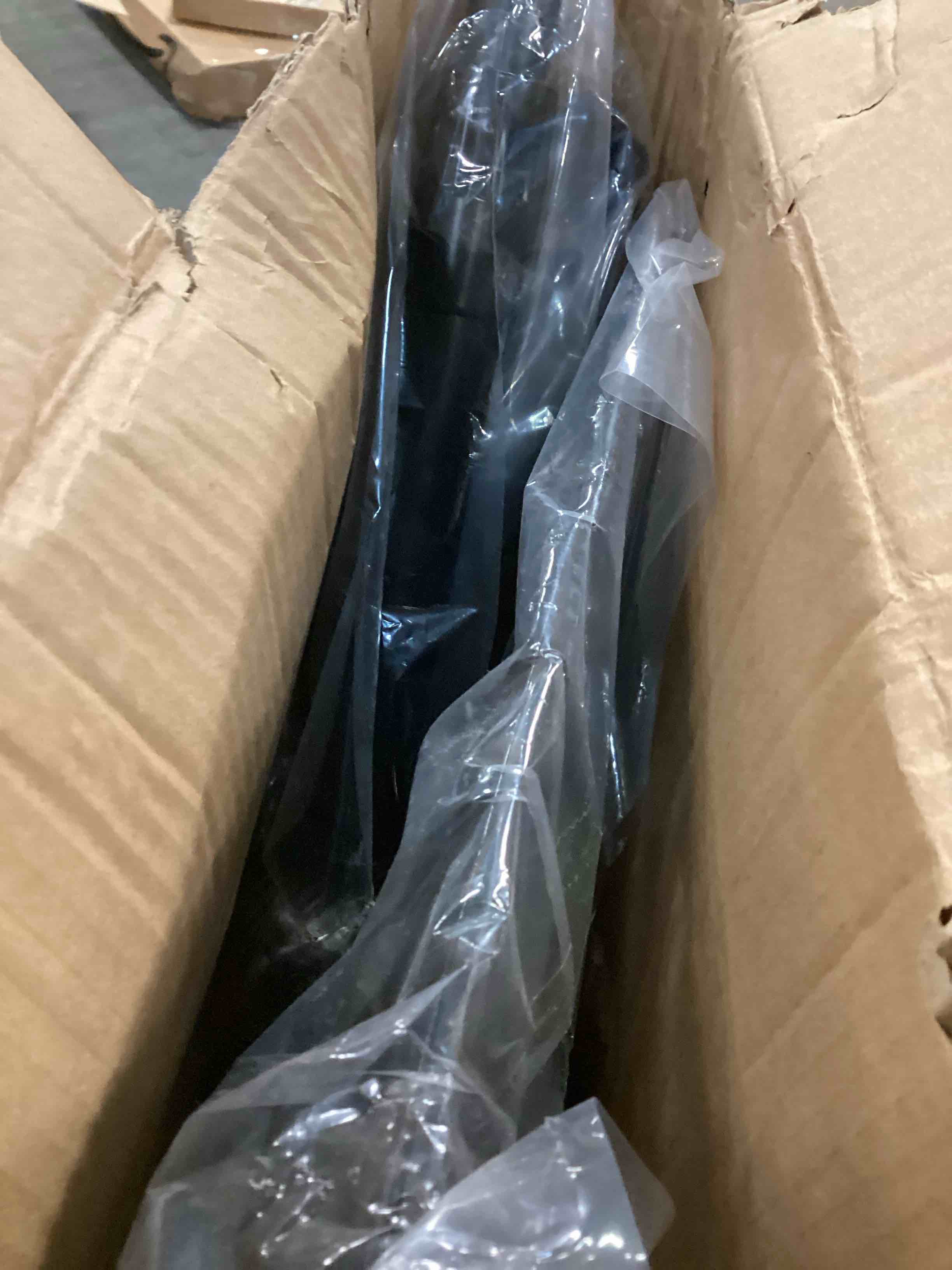 https://s3.amazonaws.com/lotting-images-prod/bidfta/PPE1838343_1735677600629.jpeg