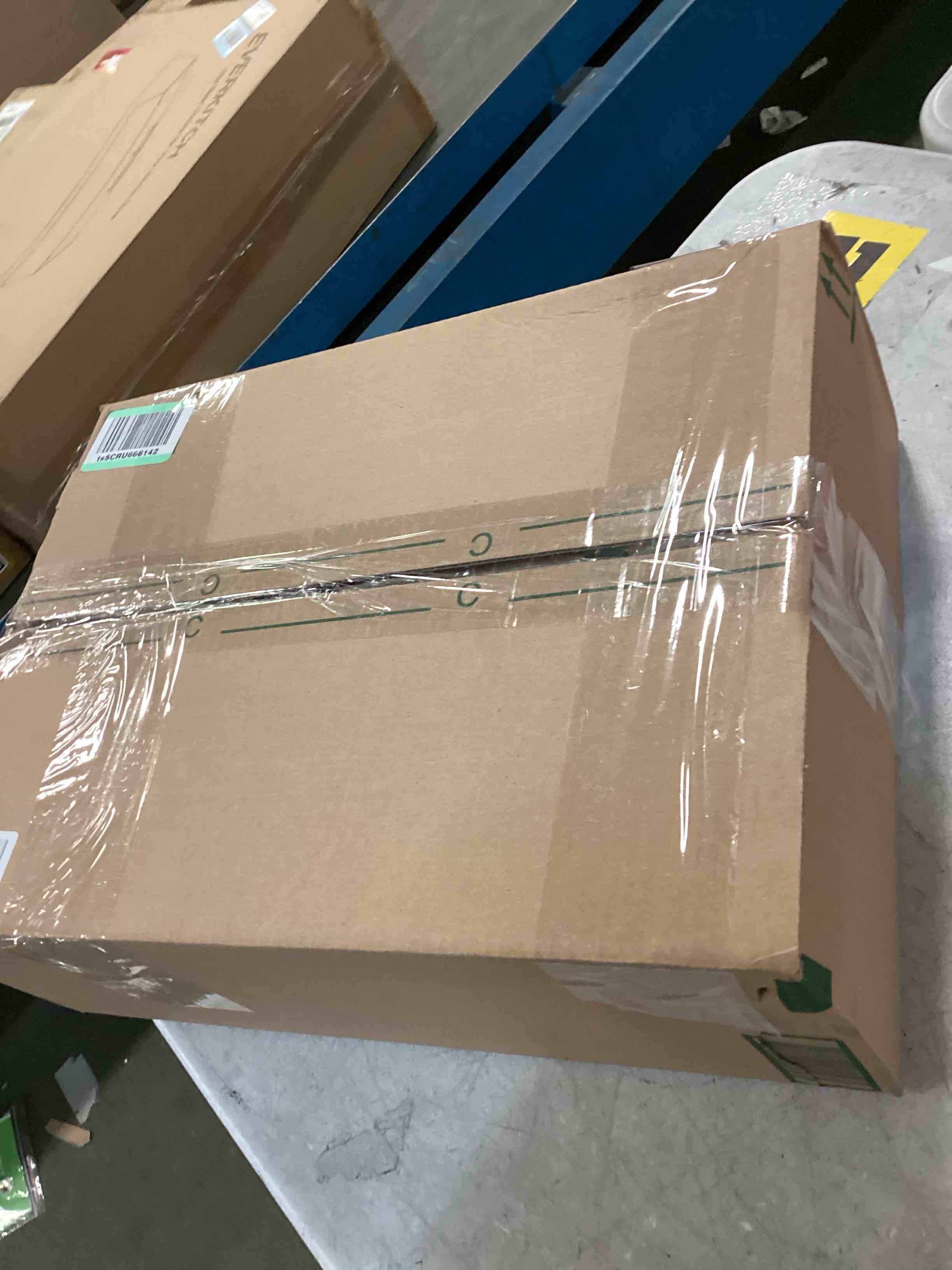 https://s3.amazonaws.com/lotting-images-prod/bidfta/PPE1838350_1735679304947.jpeg
