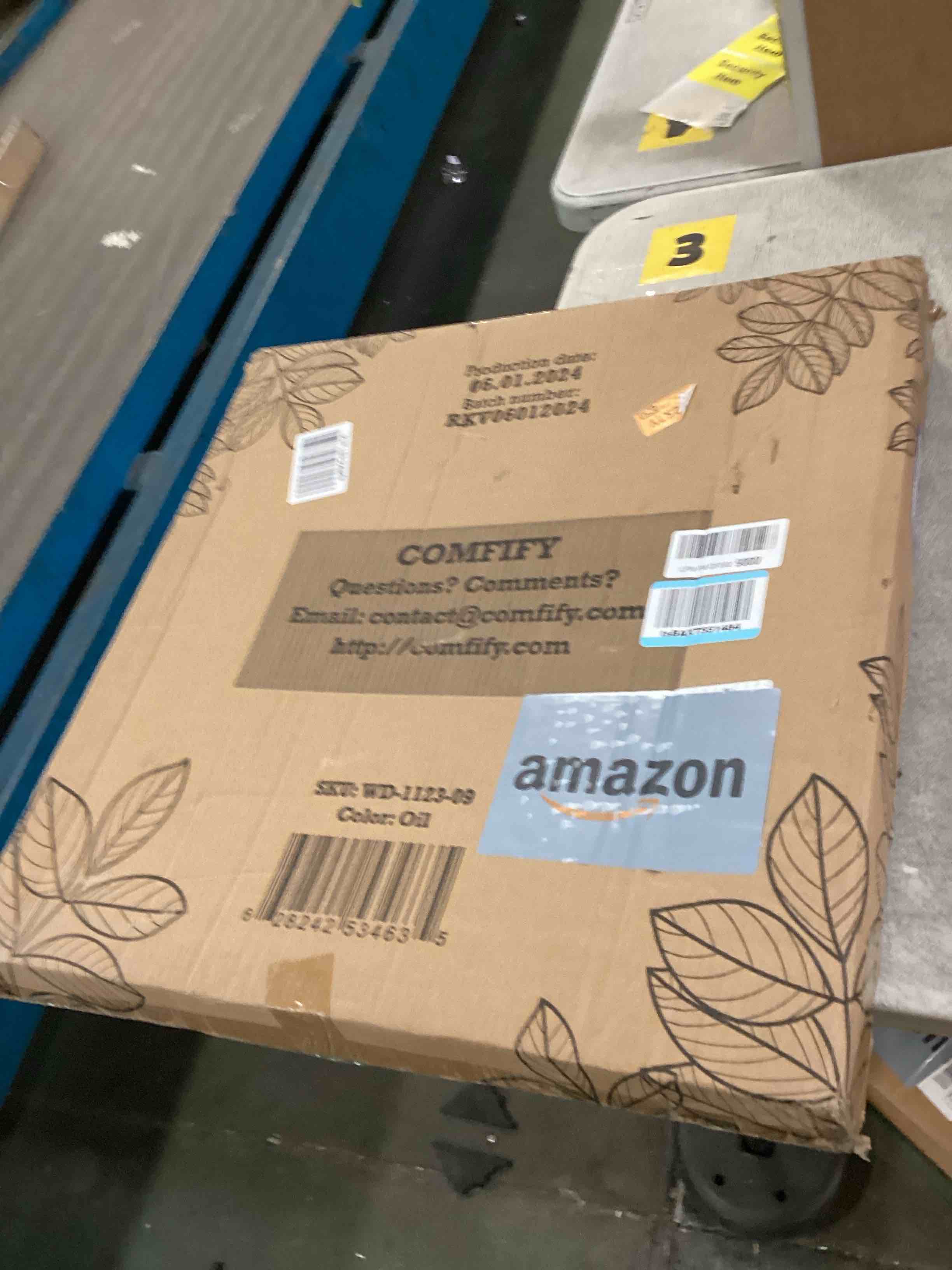 https://s3.amazonaws.com/lotting-images-prod/bidfta/PPE1838449_1735837799165.jpeg