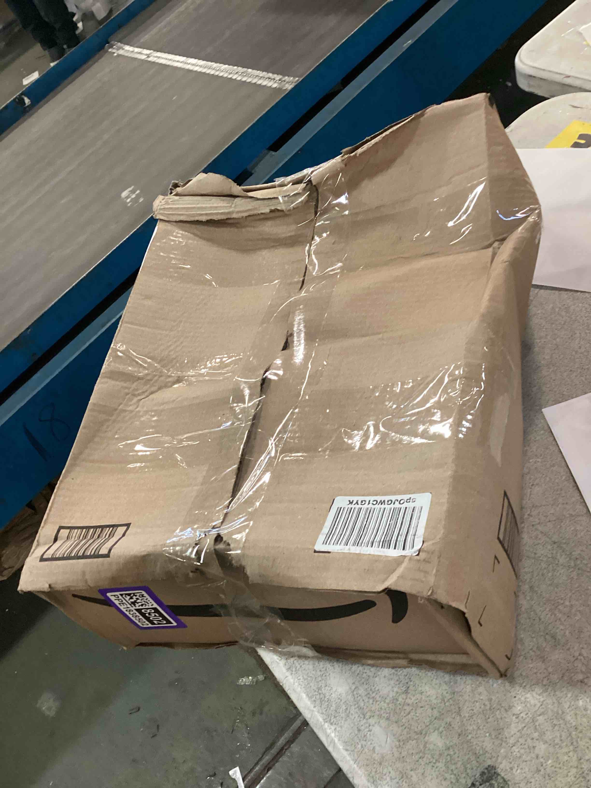 https://s3.amazonaws.com/lotting-images-prod/bidfta/PPE1838502_1735852099615.jpeg