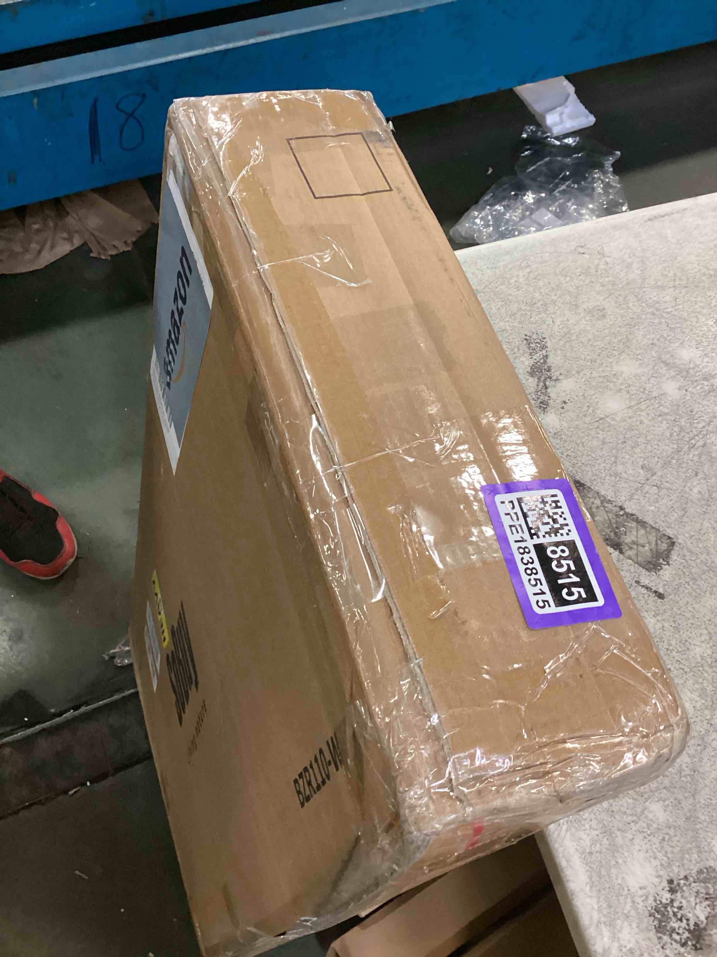 https://s3.amazonaws.com/lotting-images-prod/bidfta/PPE1838515_1735844274735.jpeg