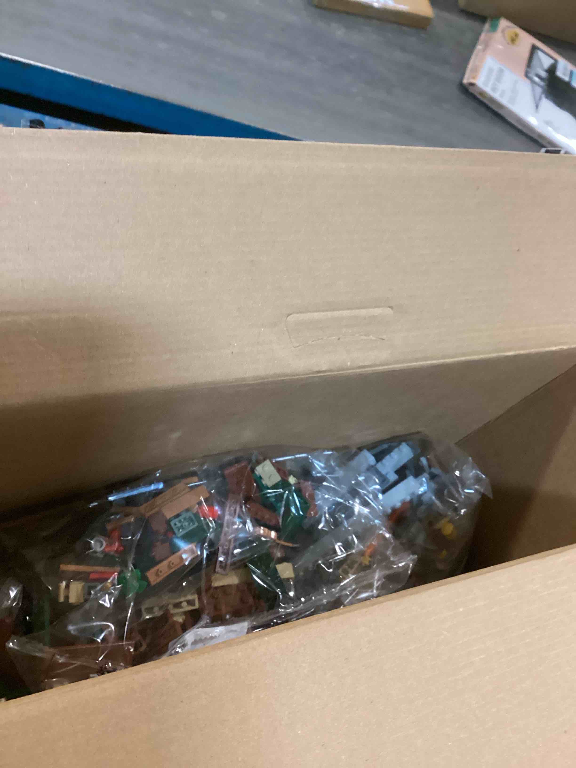 https://s3.amazonaws.com/lotting-images-prod/bidfta/PPE1838914_1736455023226.jpeg