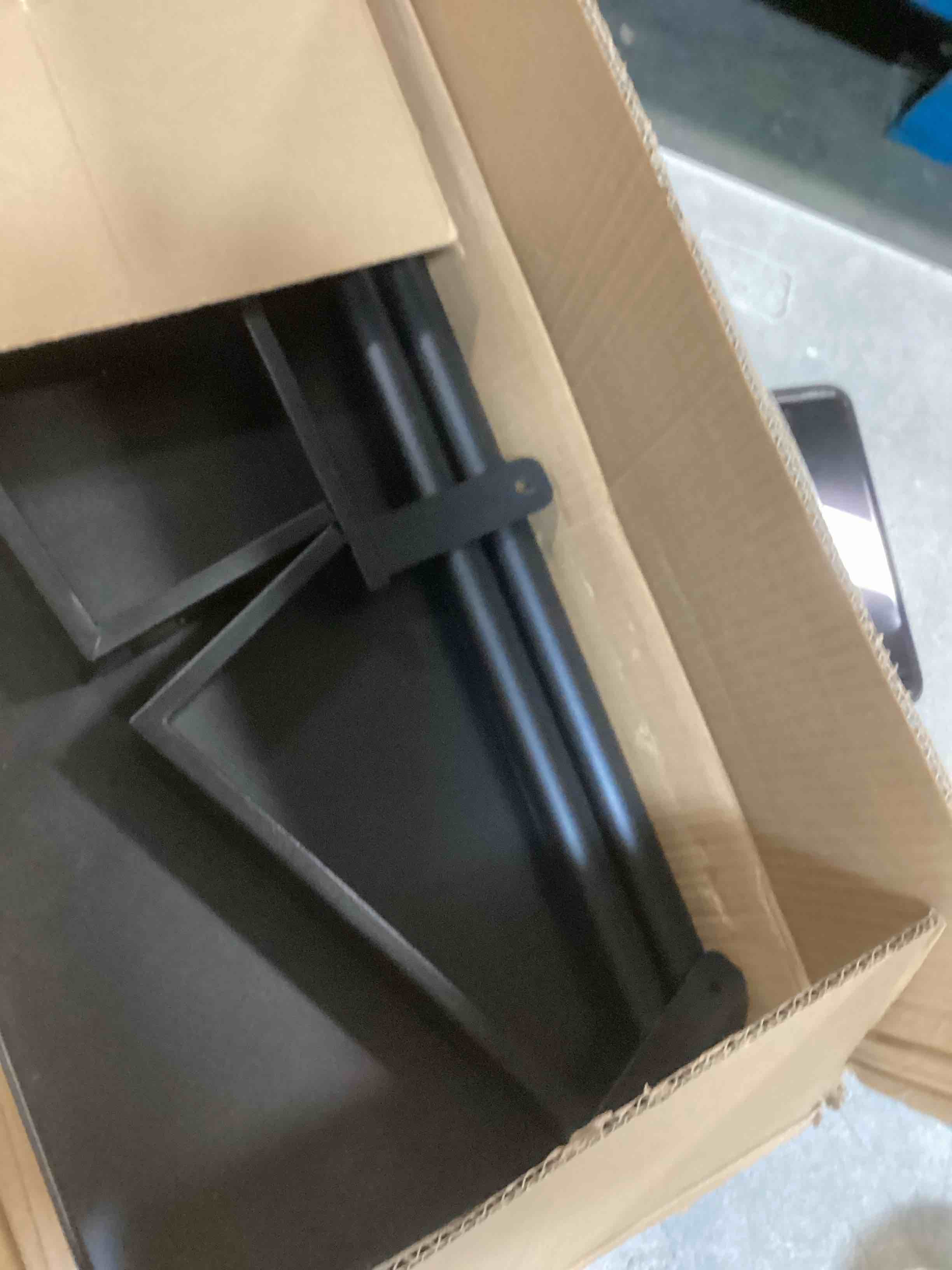 https://s3.amazonaws.com/lotting-images-prod/bidfta/PPE1839031_1736522411724.jpeg
