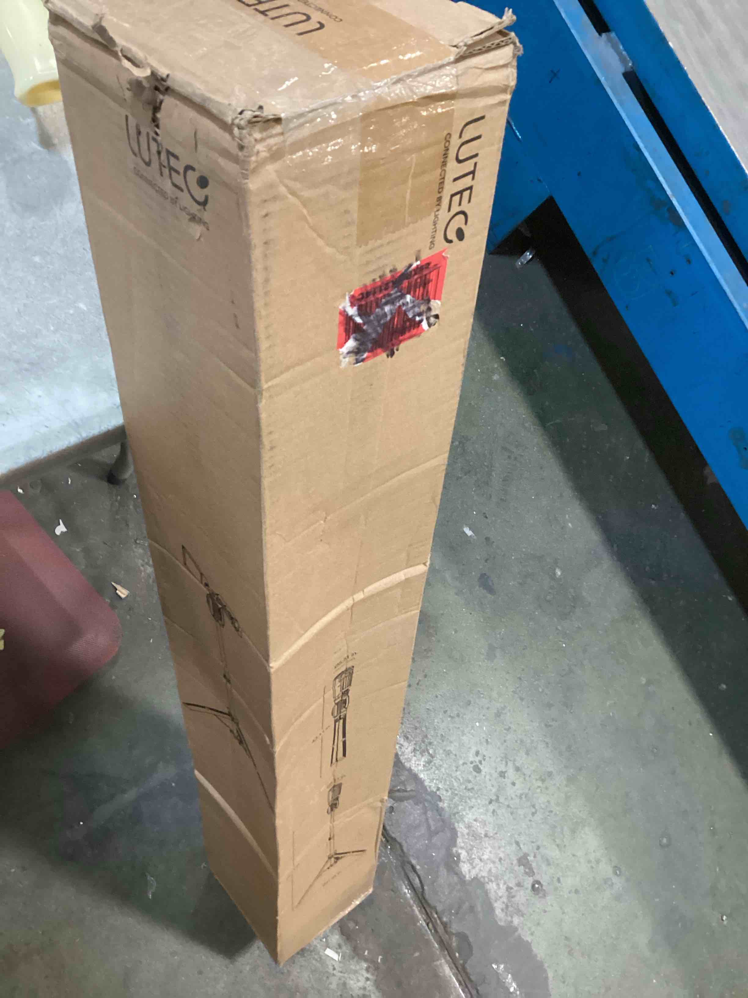 https://s3.amazonaws.com/lotting-images-prod/bidfta/PPE1839335_1736770637756.jpeg