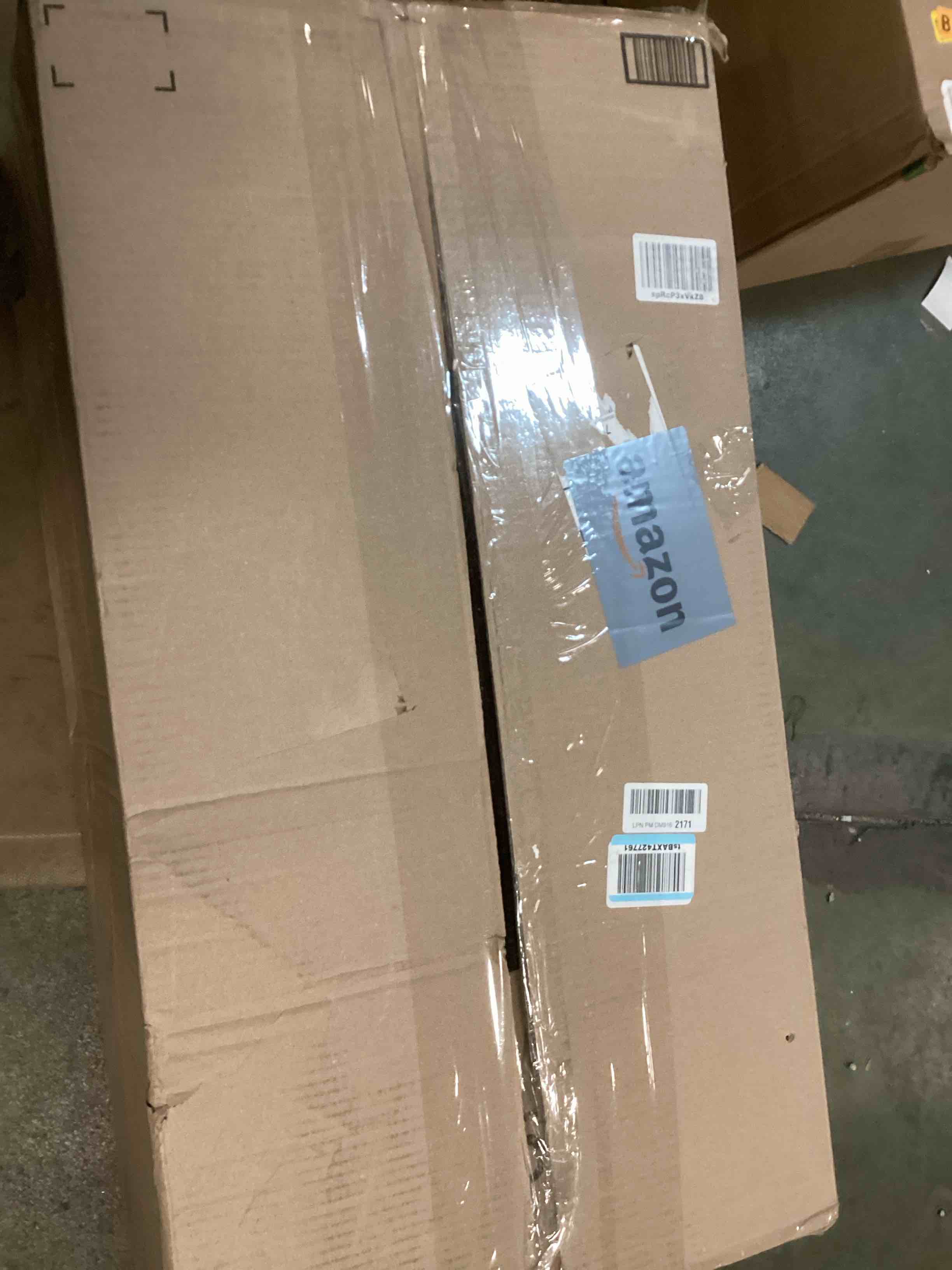 https://s3.amazonaws.com/lotting-images-prod/bidfta/PPE1839597_1736873458642.jpeg