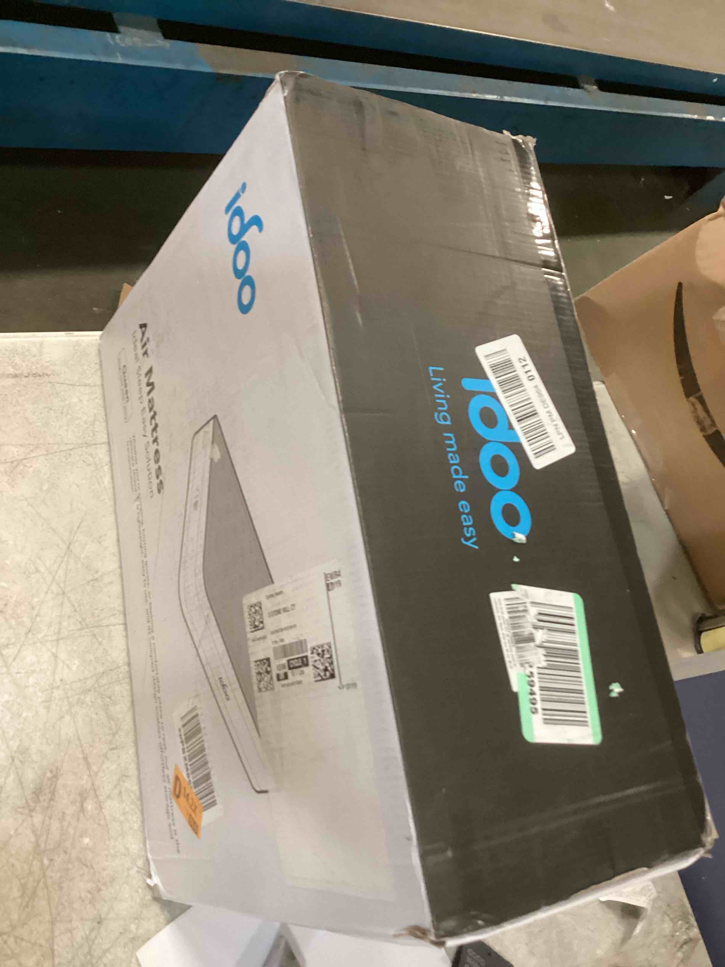 https://s3.amazonaws.com/lotting-images-prod/bidfta/PPE1839681_1736872998354.jpeg