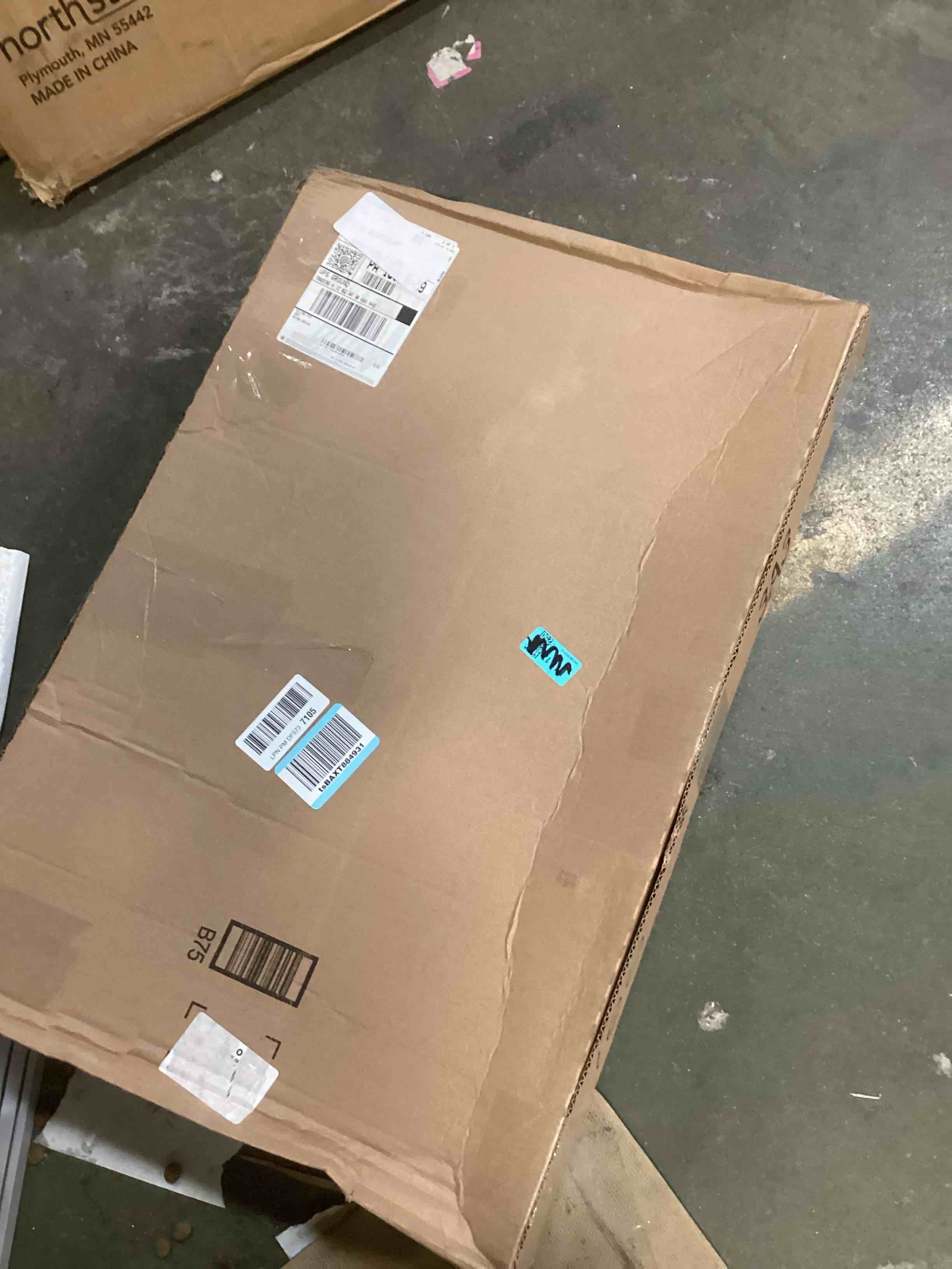 https://s3.amazonaws.com/lotting-images-prod/bidfta/PPE1839756_1736888446249.jpeg