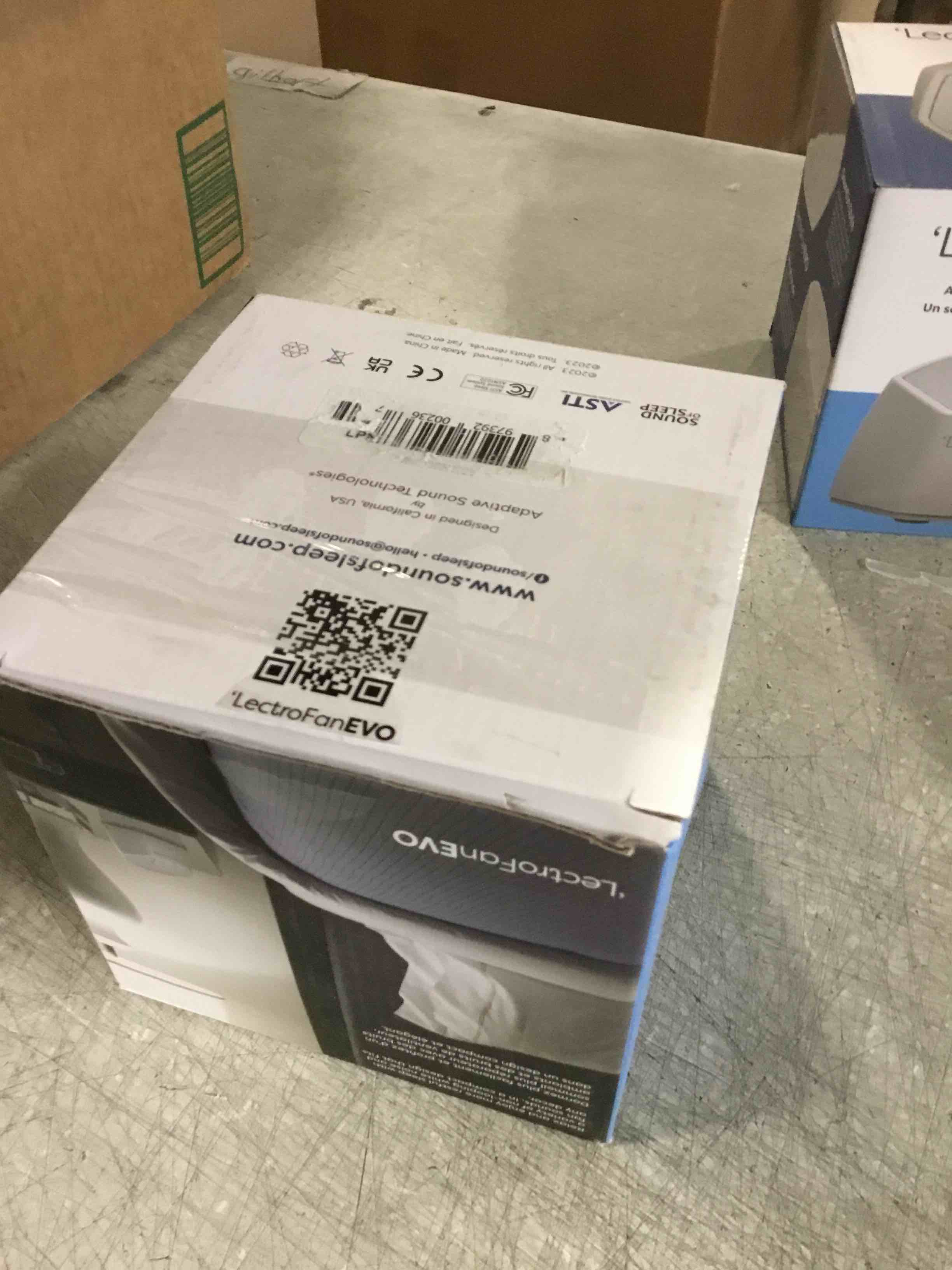 https://s3.amazonaws.com/lotting-images-prod/bidfta/PPE1845390_1733173831212.jpeg