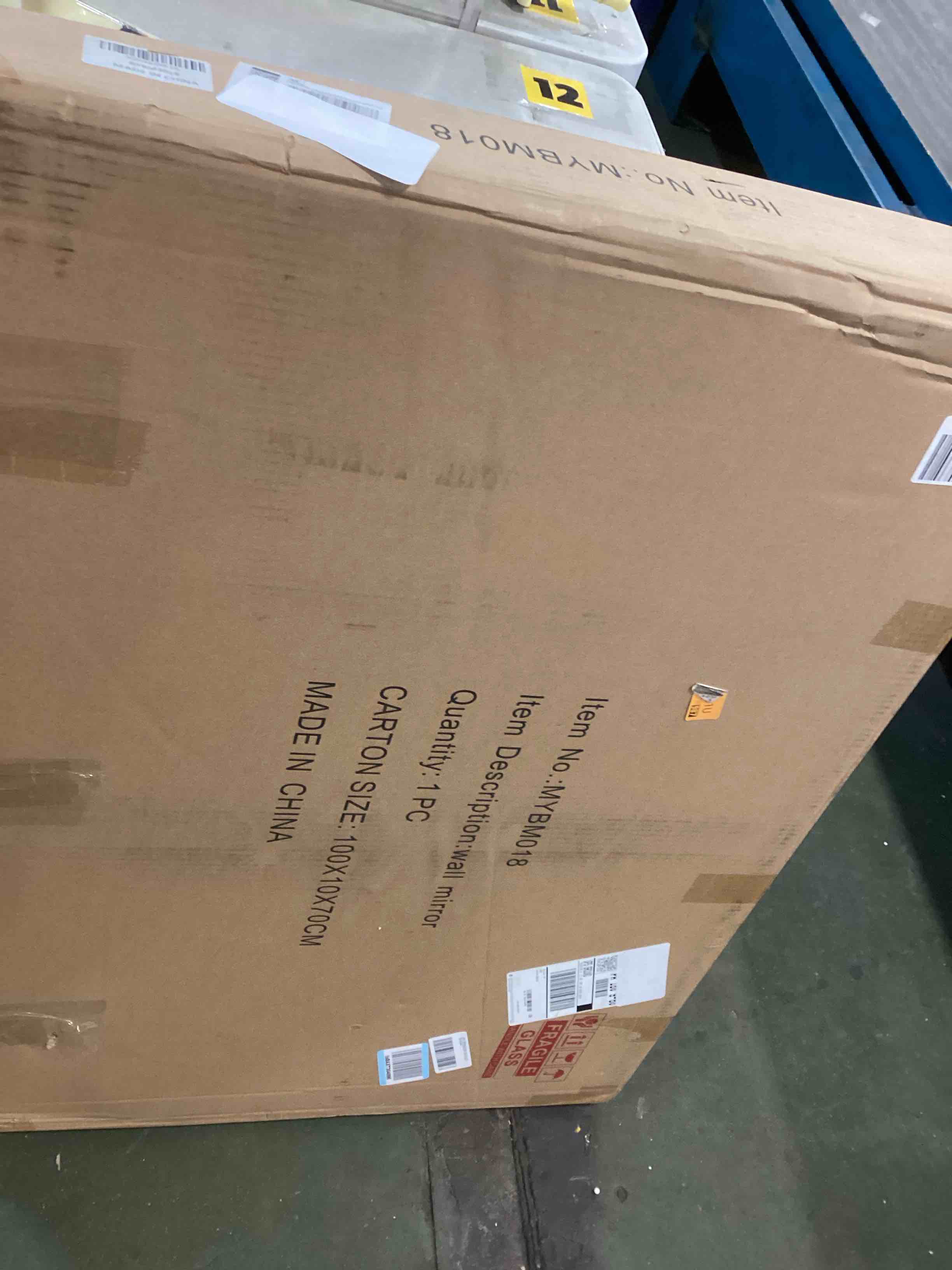 https://s3.amazonaws.com/lotting-images-prod/bidfta/PPE1846603_1732629121975.jpeg