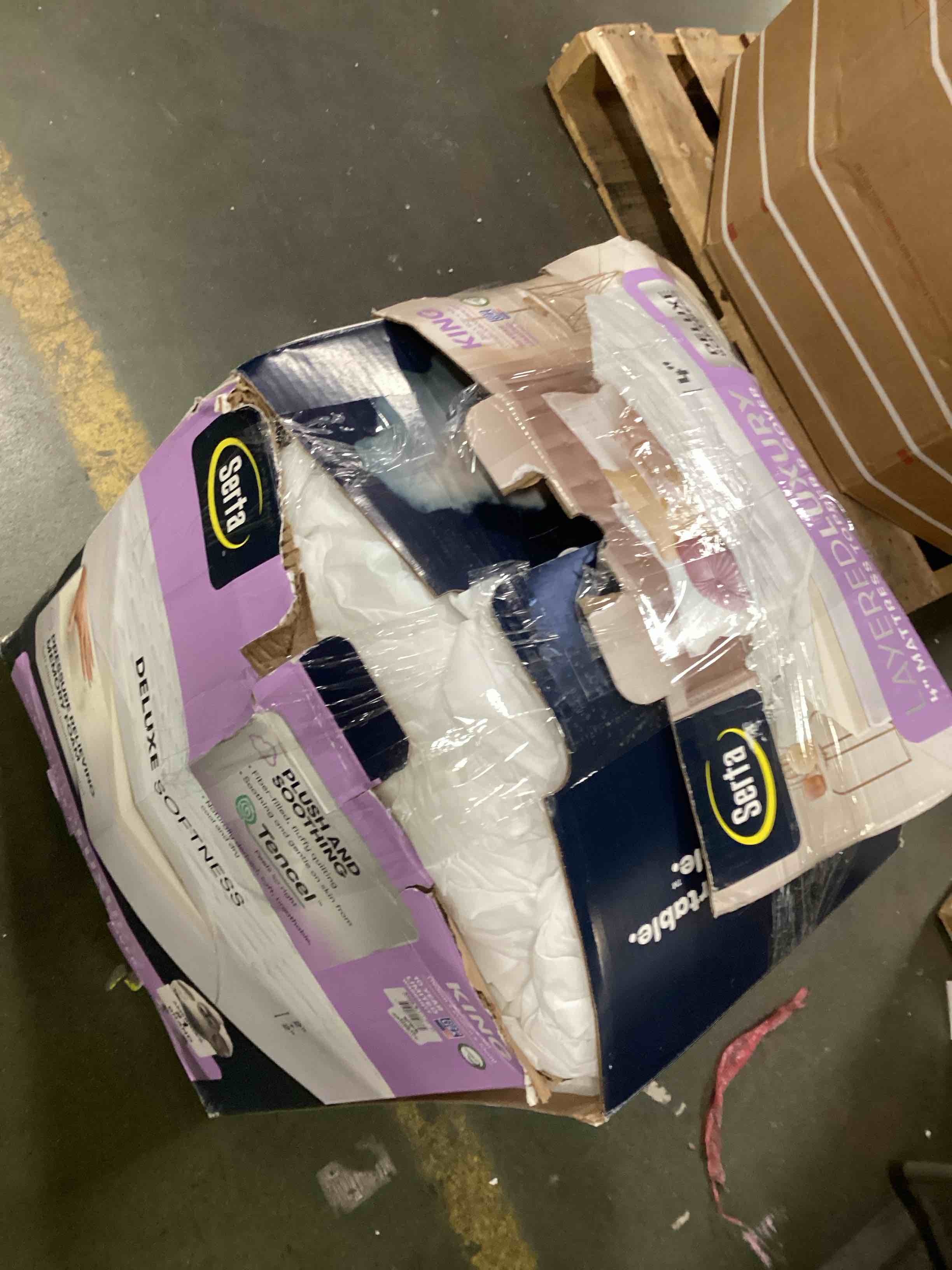 https://s3.amazonaws.com/lotting-images-prod/bidfta/PPE1846870_1732716559221.jpeg