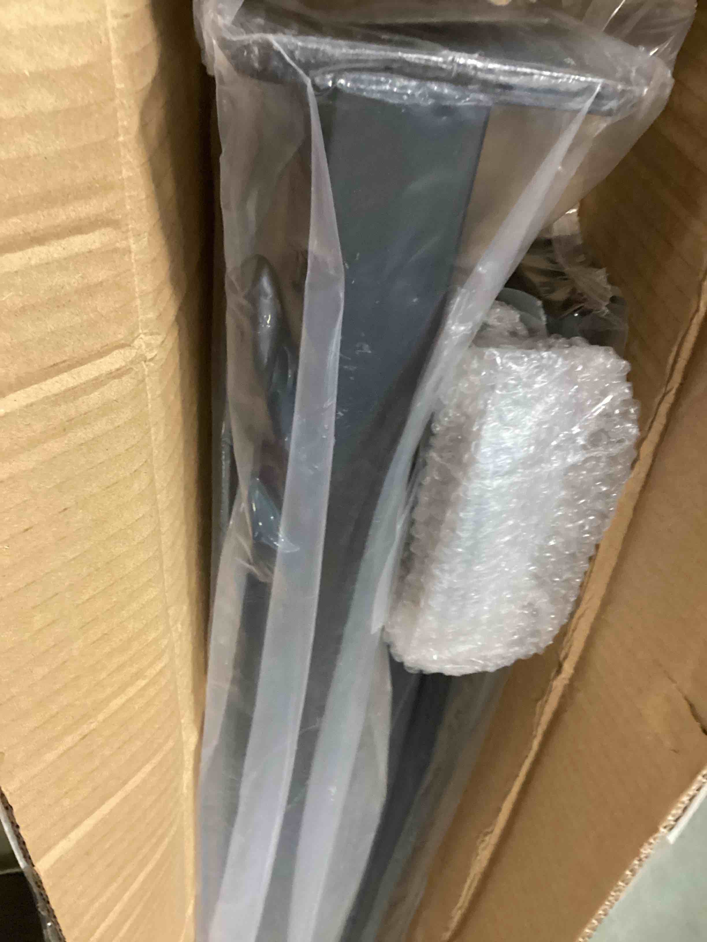 https://s3.amazonaws.com/lotting-images-prod/bidfta/PPE1846875_1732717160619.jpeg