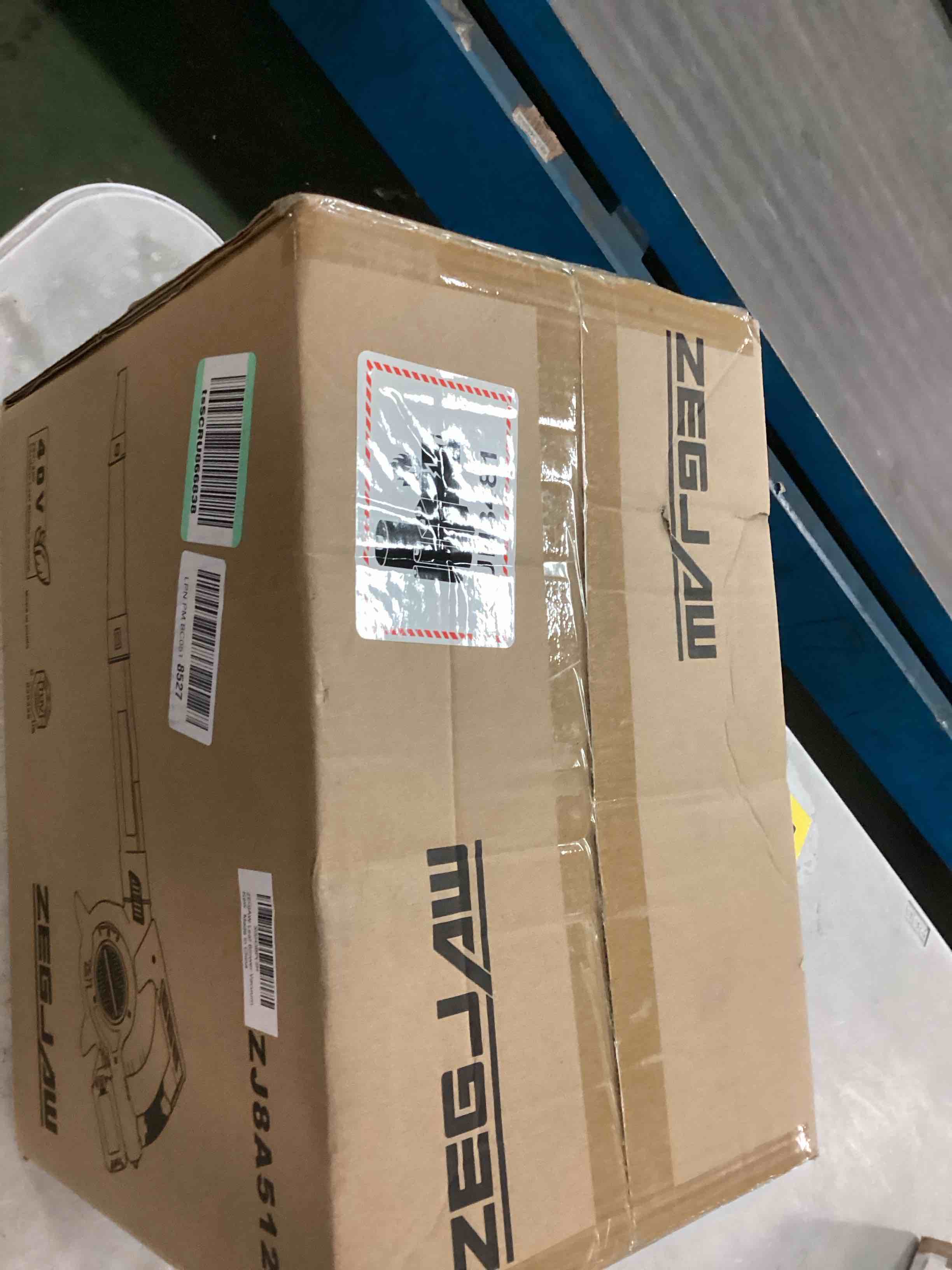 https://s3.amazonaws.com/lotting-images-prod/bidfta/PPE1847426_1733244497118.jpeg