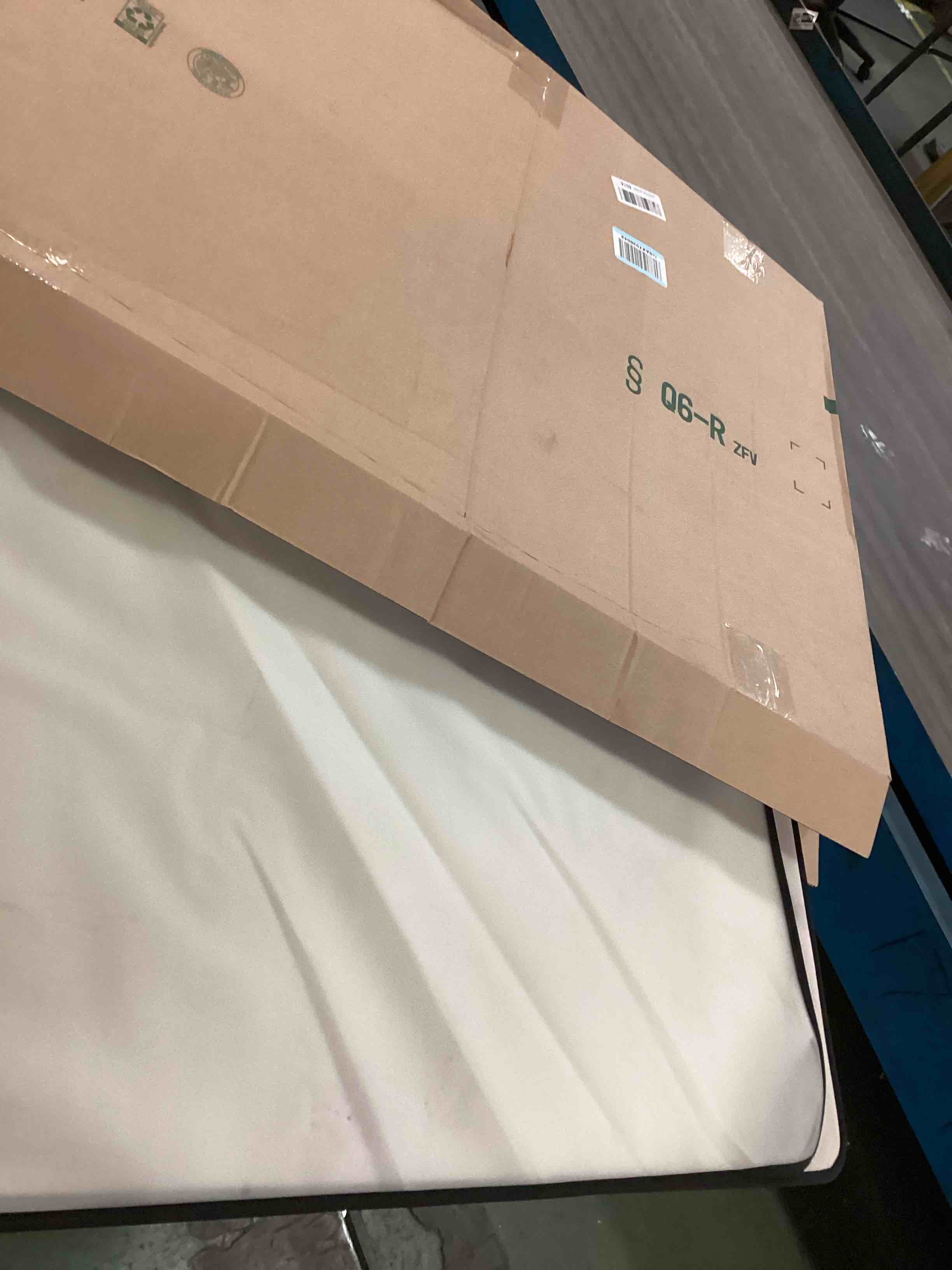 https://s3.amazonaws.com/lotting-images-prod/bidfta/PPE1847597_1733322921644.jpeg