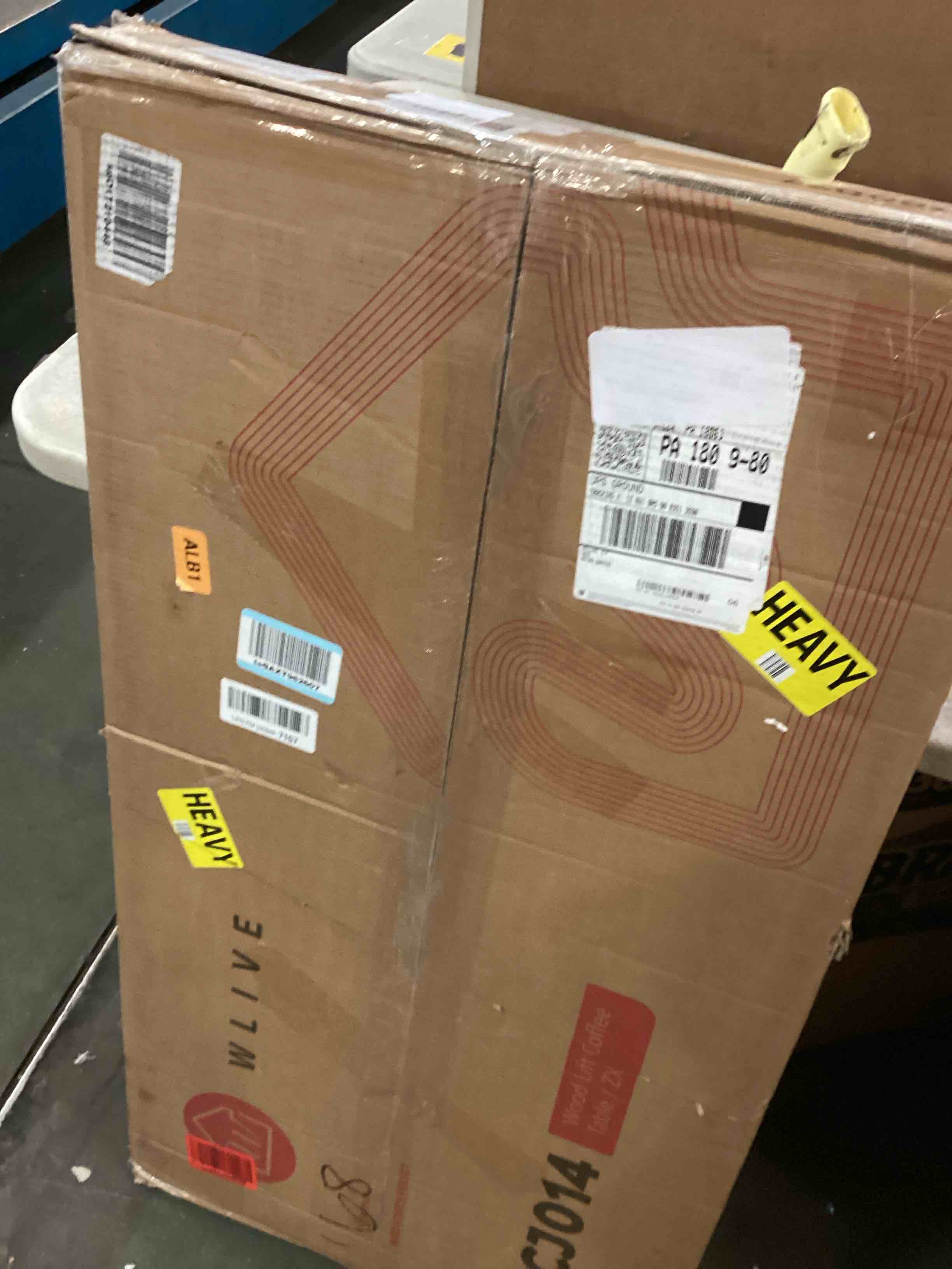 https://s3.amazonaws.com/lotting-images-prod/bidfta/PPE1847766_1733408722333.jpeg