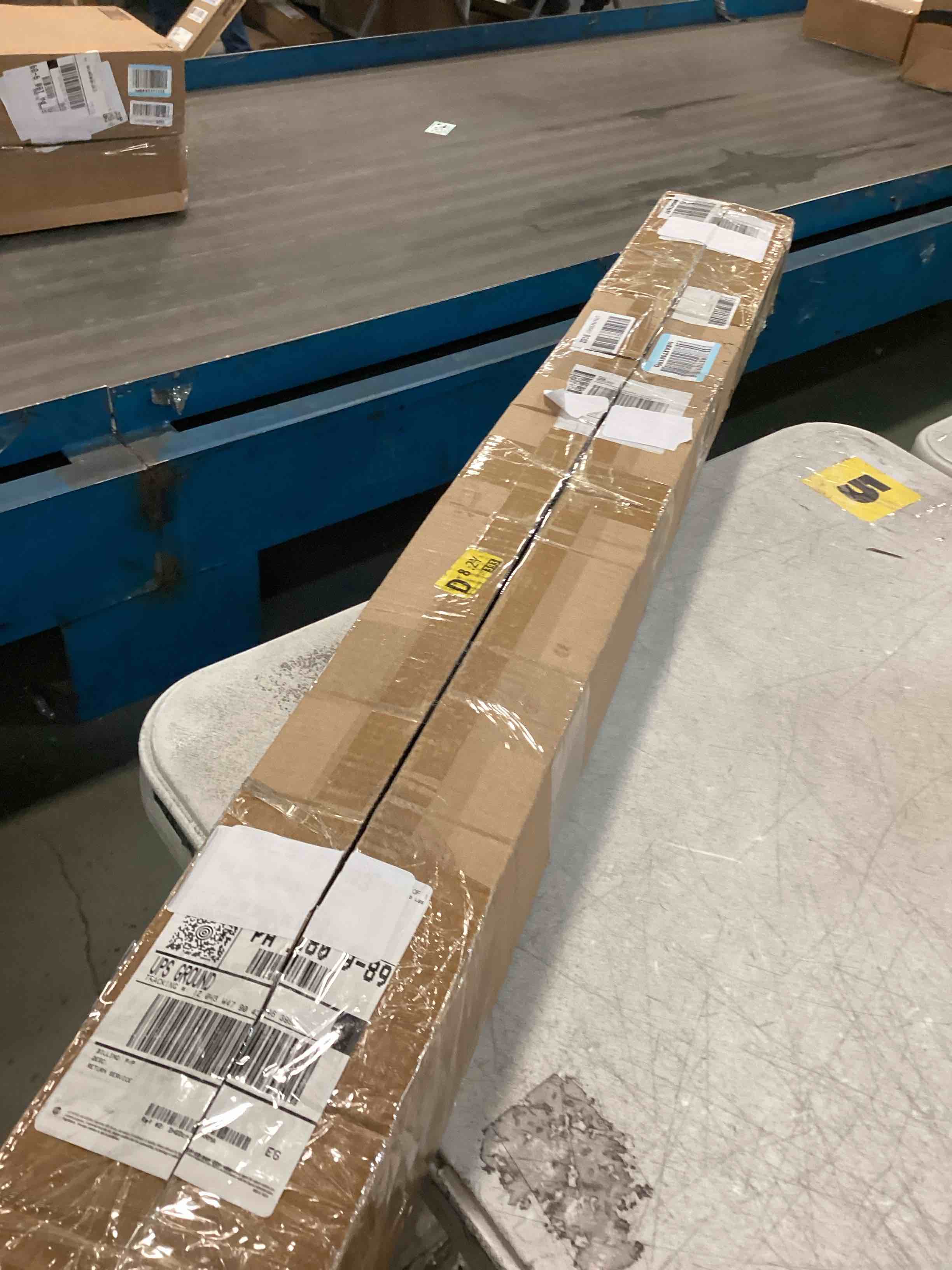 https://s3.amazonaws.com/lotting-images-prod/bidfta/PPE1848326_1733763254420.jpeg