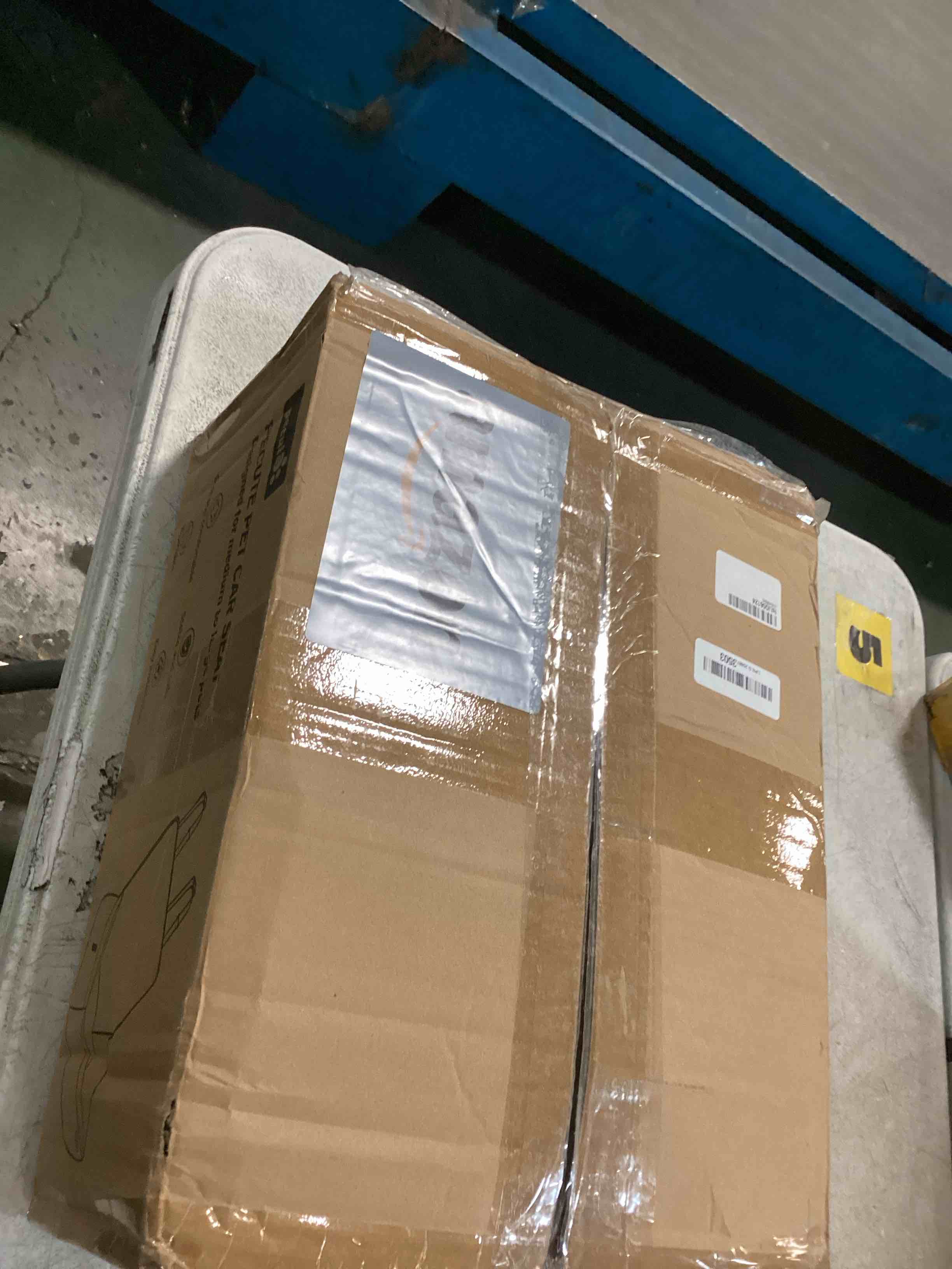 https://s3.amazonaws.com/lotting-images-prod/bidfta/PPE1848432_1733778489145.jpeg