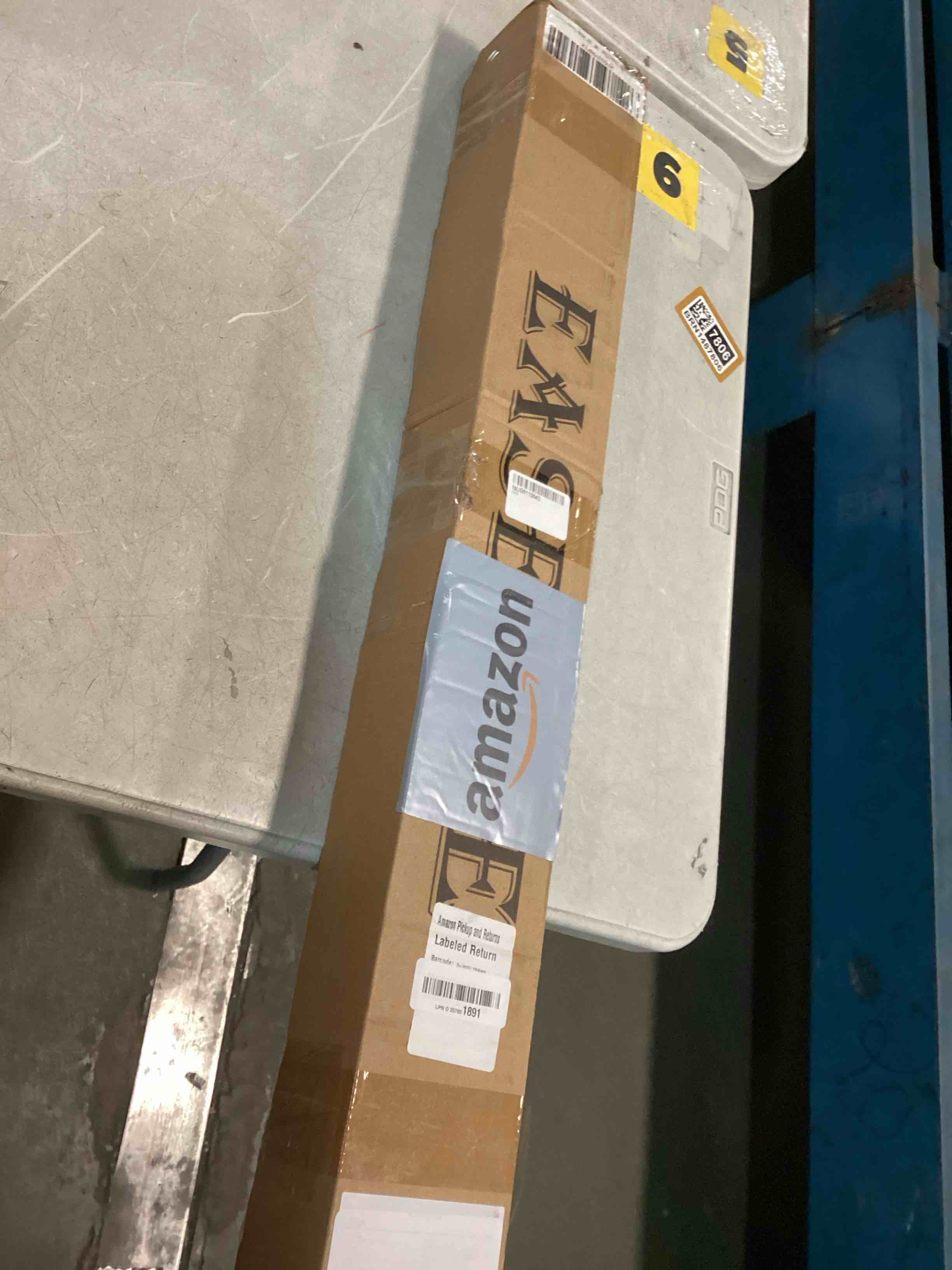 https://s3.amazonaws.com/lotting-images-prod/bidfta/PPE1848438_1733836353601.jpeg