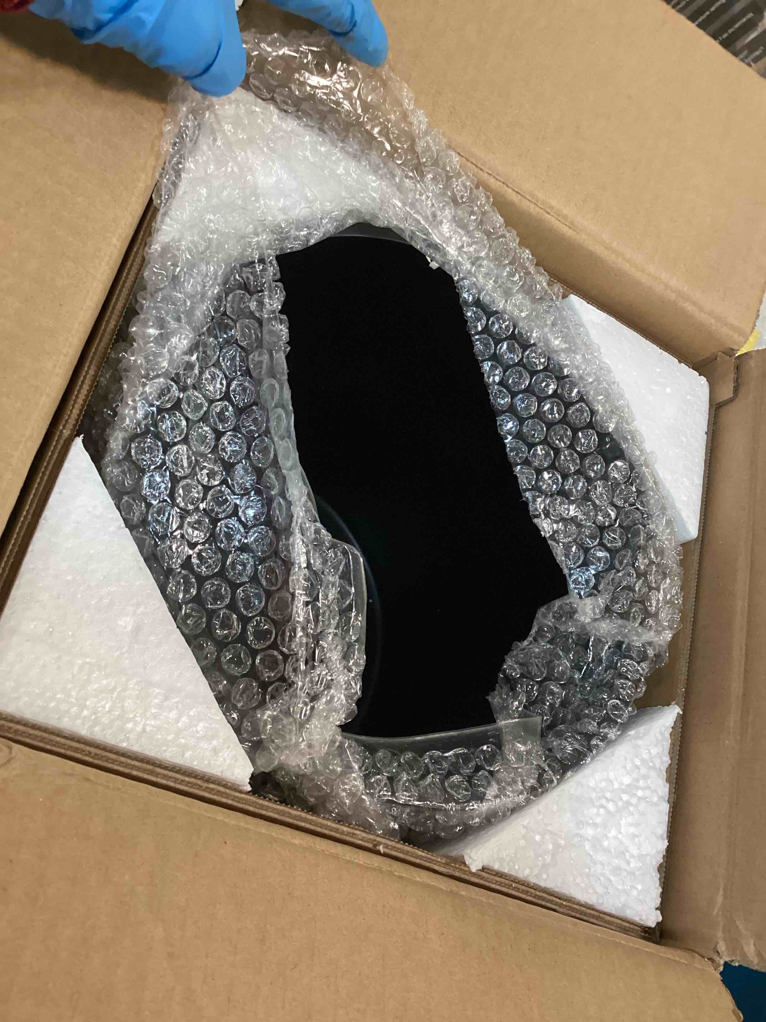 https://s3.amazonaws.com/lotting-images-prod/bidfta/PPE1848465_1733837561492.jpeg