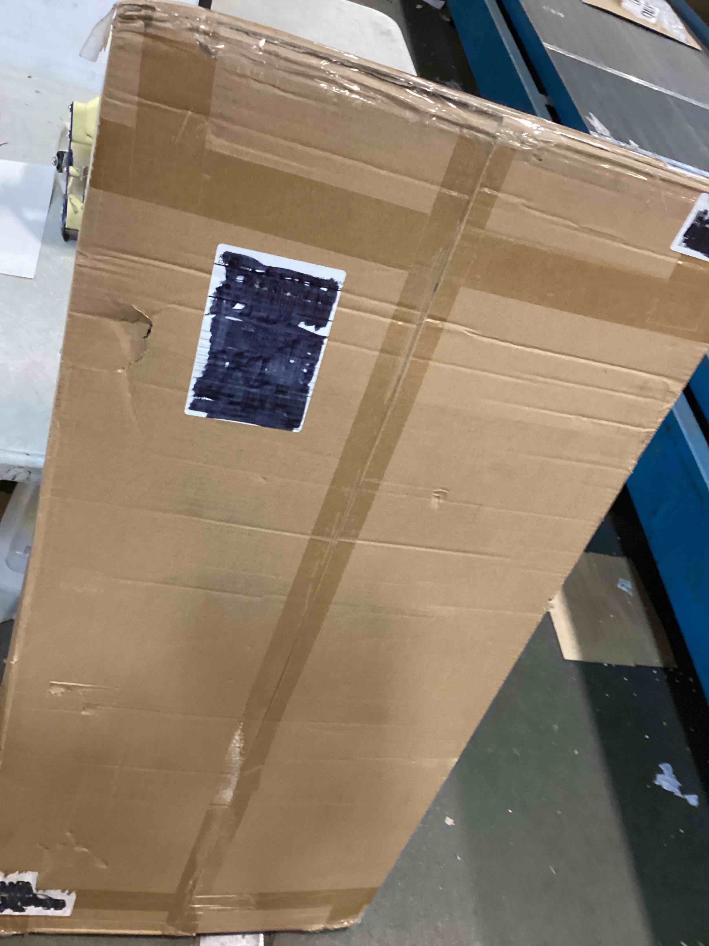 https://s3.amazonaws.com/lotting-images-prod/bidfta/PPE1848651_1733863510766.jpeg