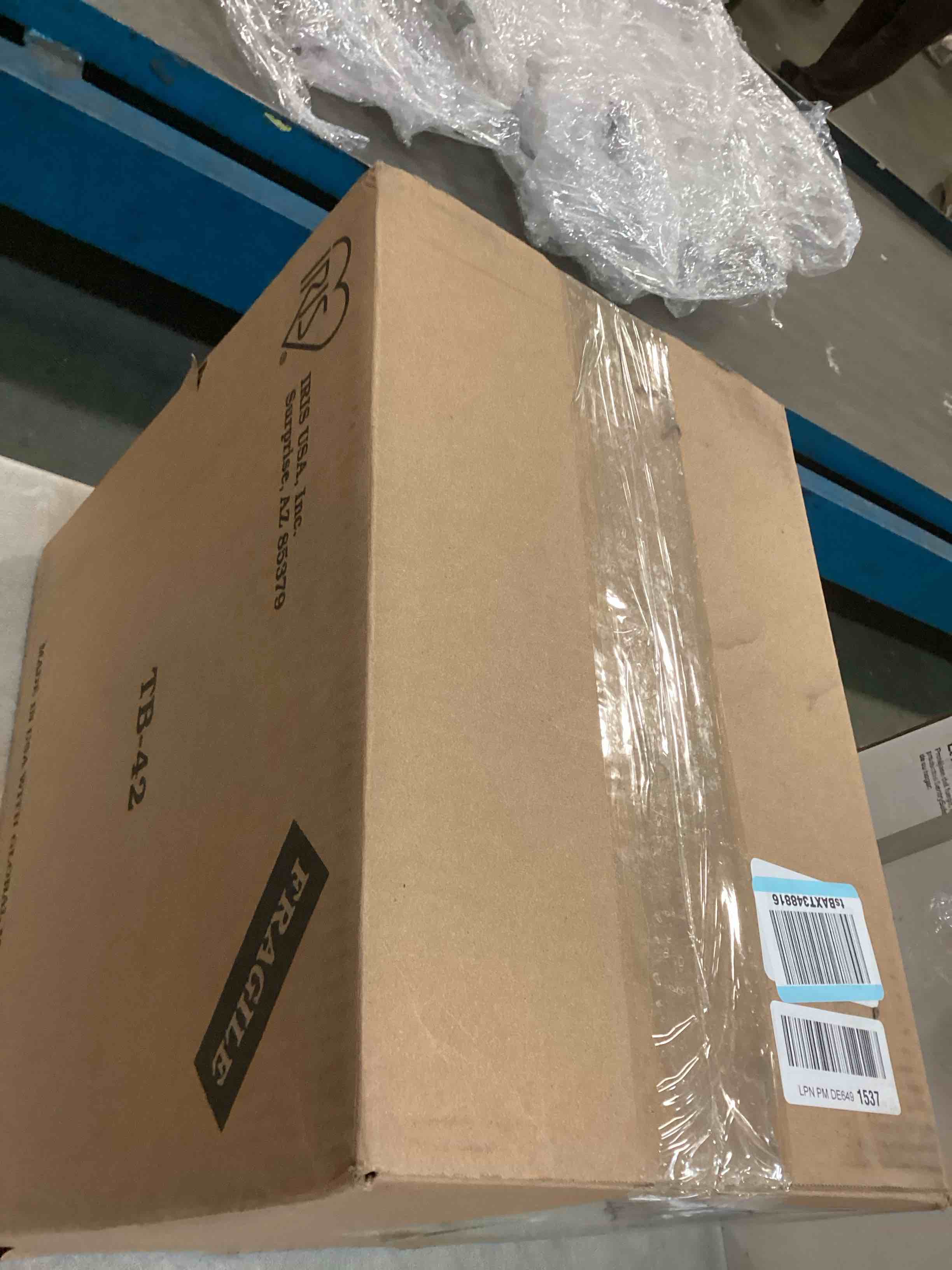 https://s3.amazonaws.com/lotting-images-prod/bidfta/PPE1848814_1733945626805.jpeg