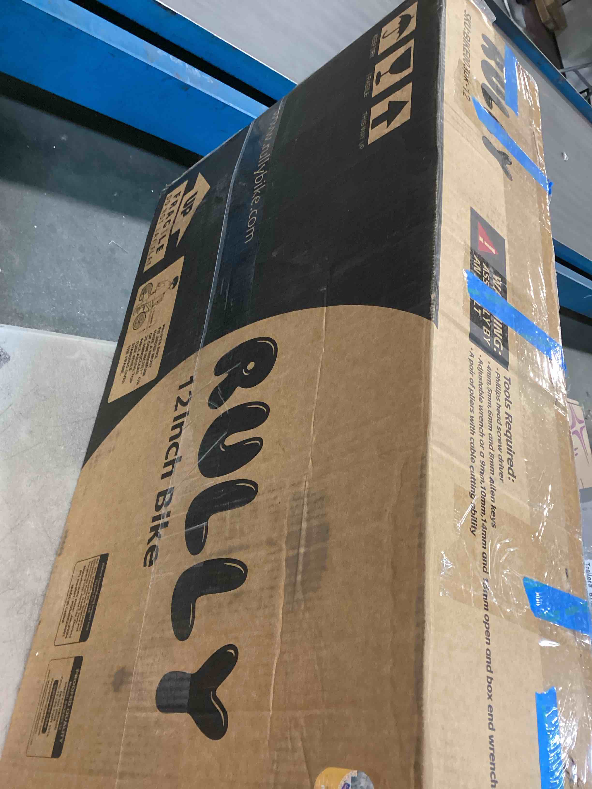 https://s3.amazonaws.com/lotting-images-prod/bidfta/PPE1848849_1733949875602.jpeg