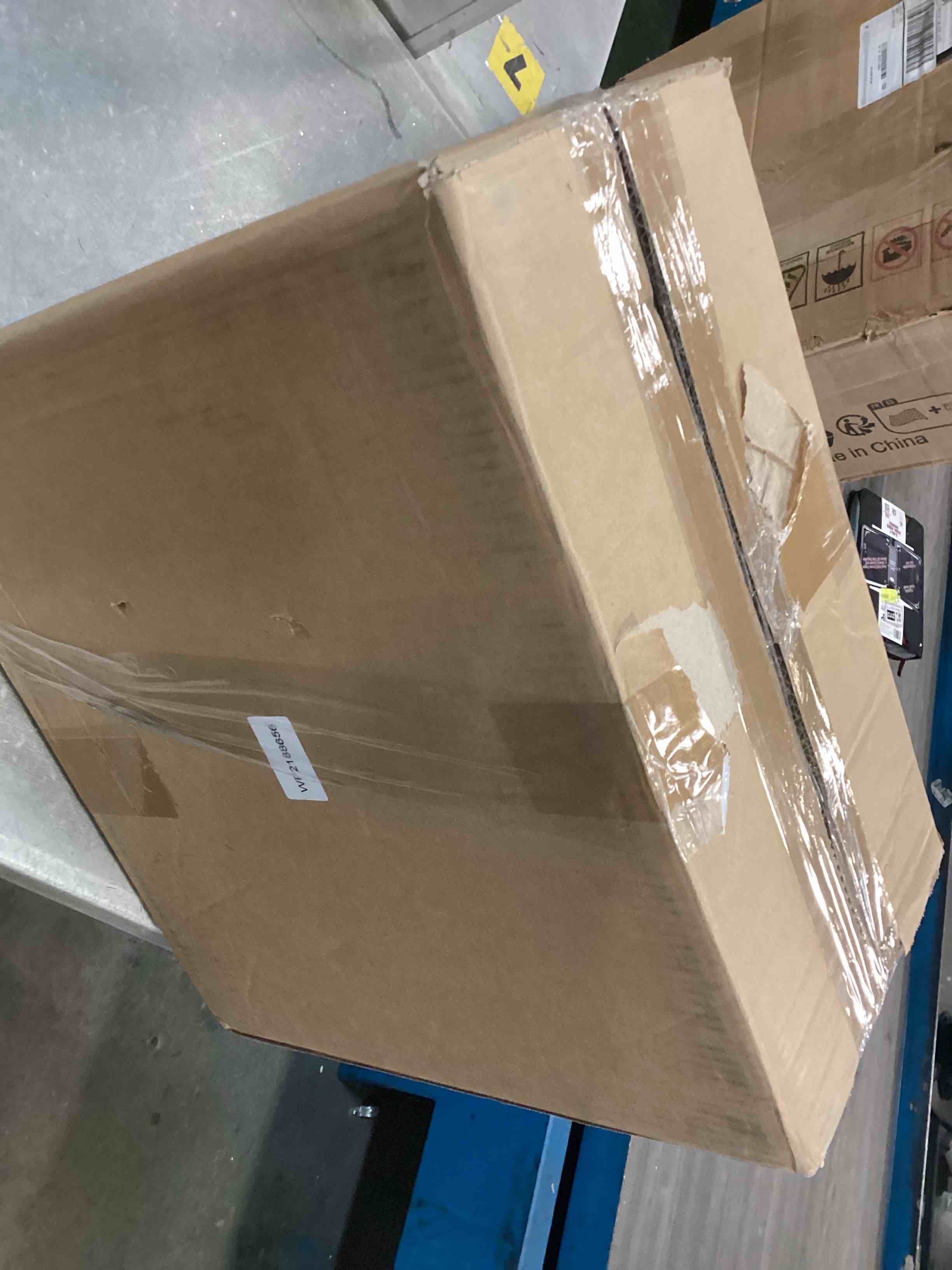 https://s3.amazonaws.com/lotting-images-prod/bidfta/PPE1848901_1734012297412.jpeg