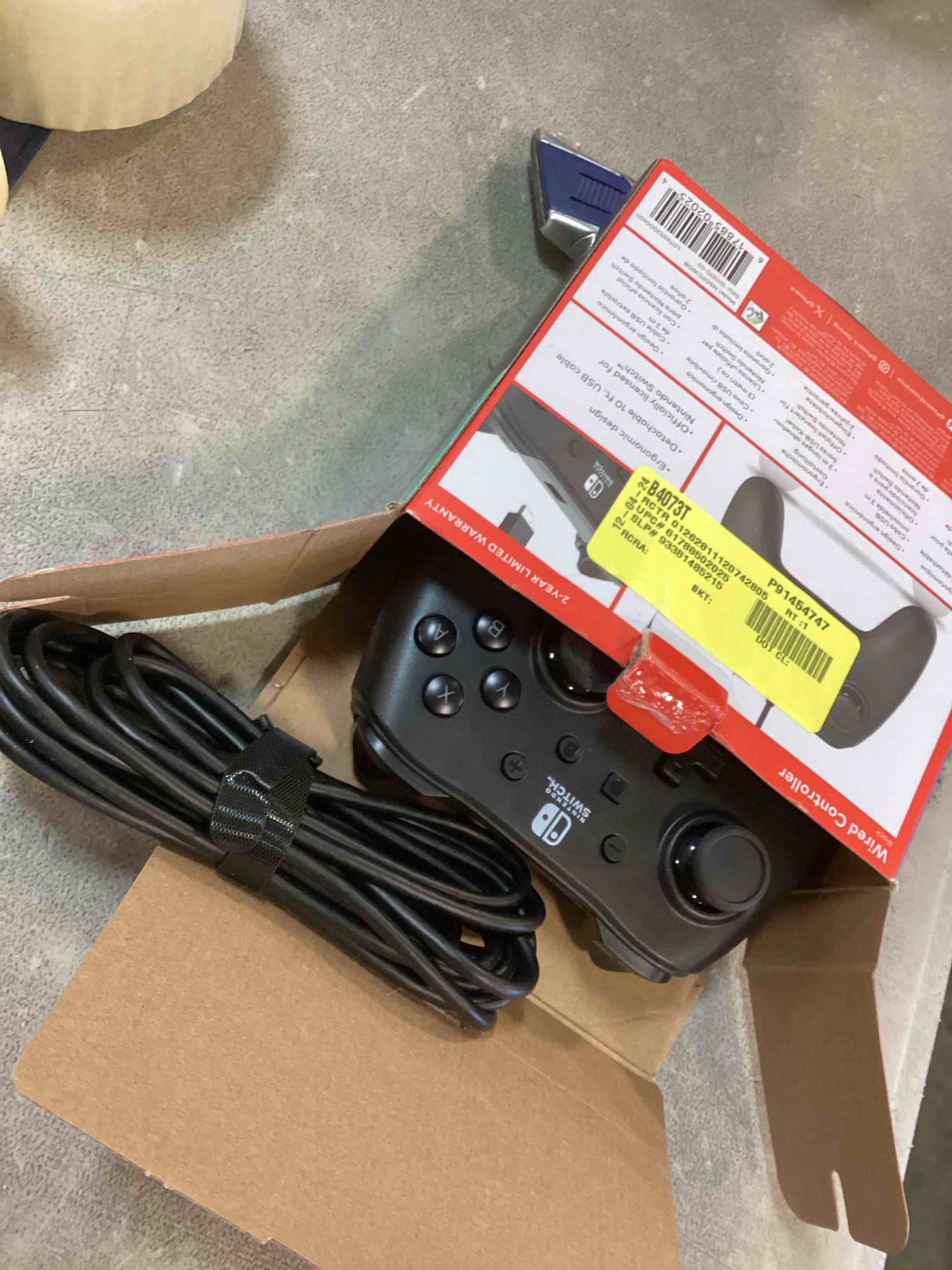 https://s3.amazonaws.com/lotting-images-prod/bidfta/PPE1848991_1734018865647.jpeg