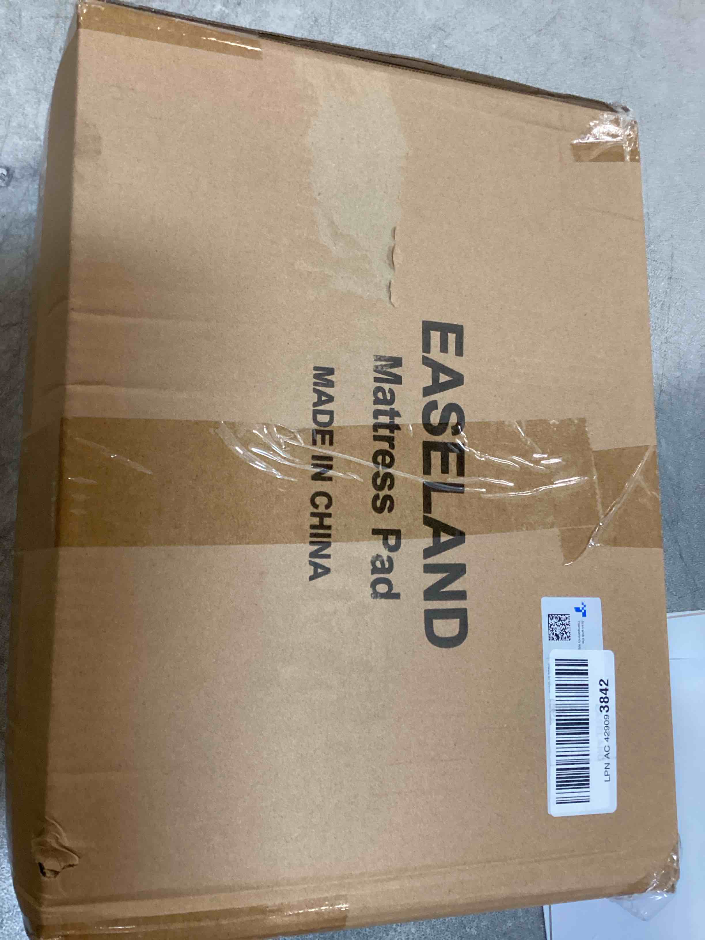https://s3.amazonaws.com/lotting-images-prod/bidfta/PPE1849242_1732382341339.jpeg