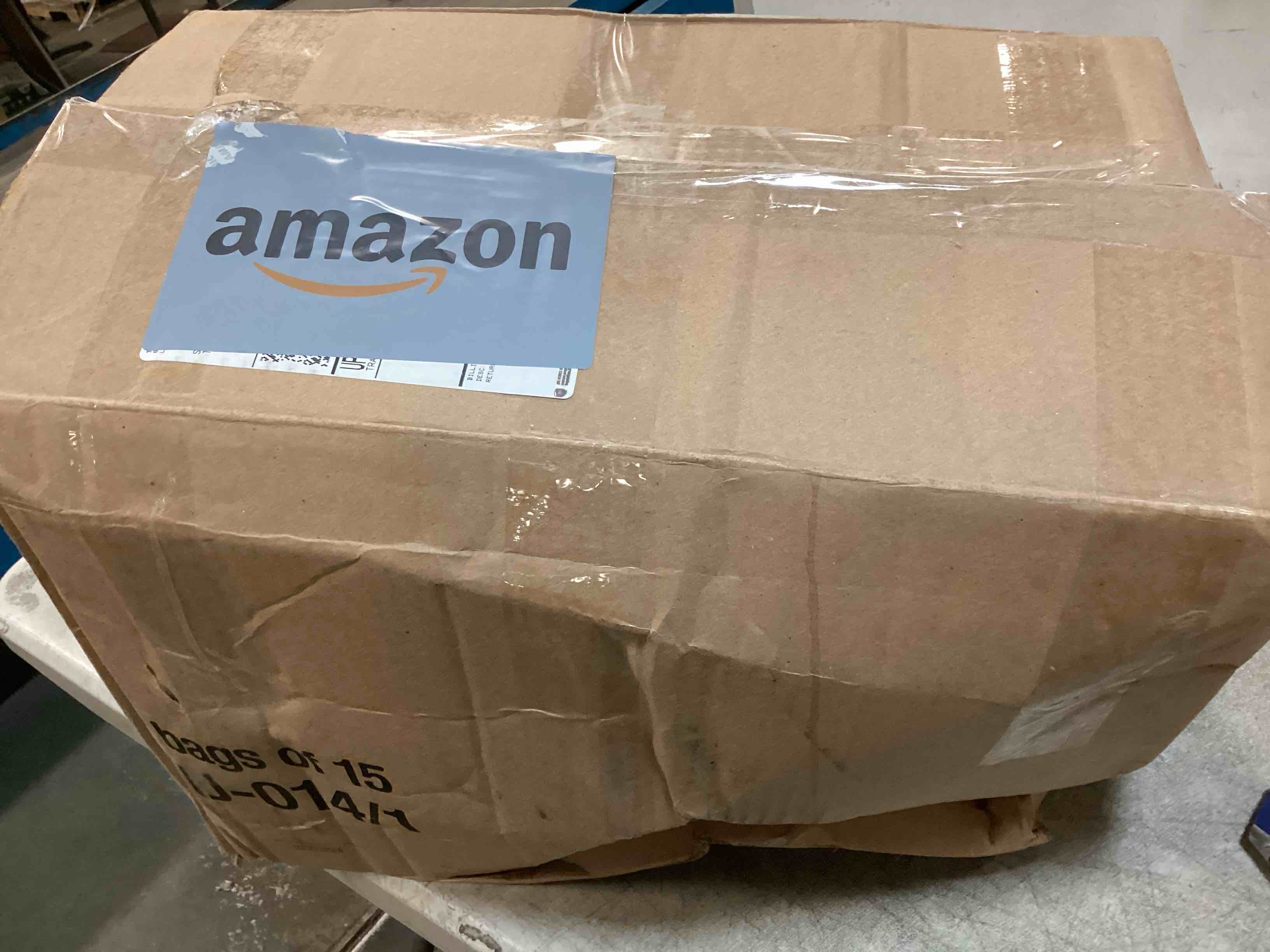 https://s3.amazonaws.com/lotting-images-prod/bidfta/PPE1849270_1732376727148.jpeg