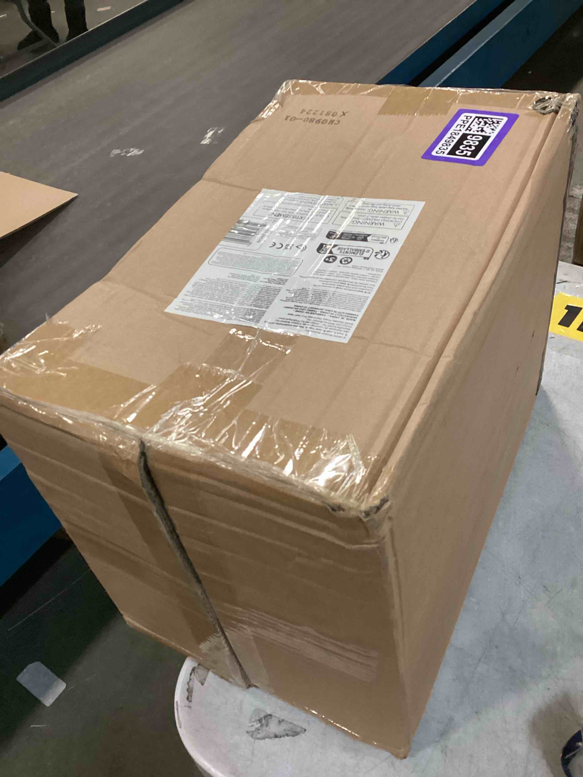 https://s3.amazonaws.com/lotting-images-prod/bidfta/PPE1849835_1733344919887.jpeg