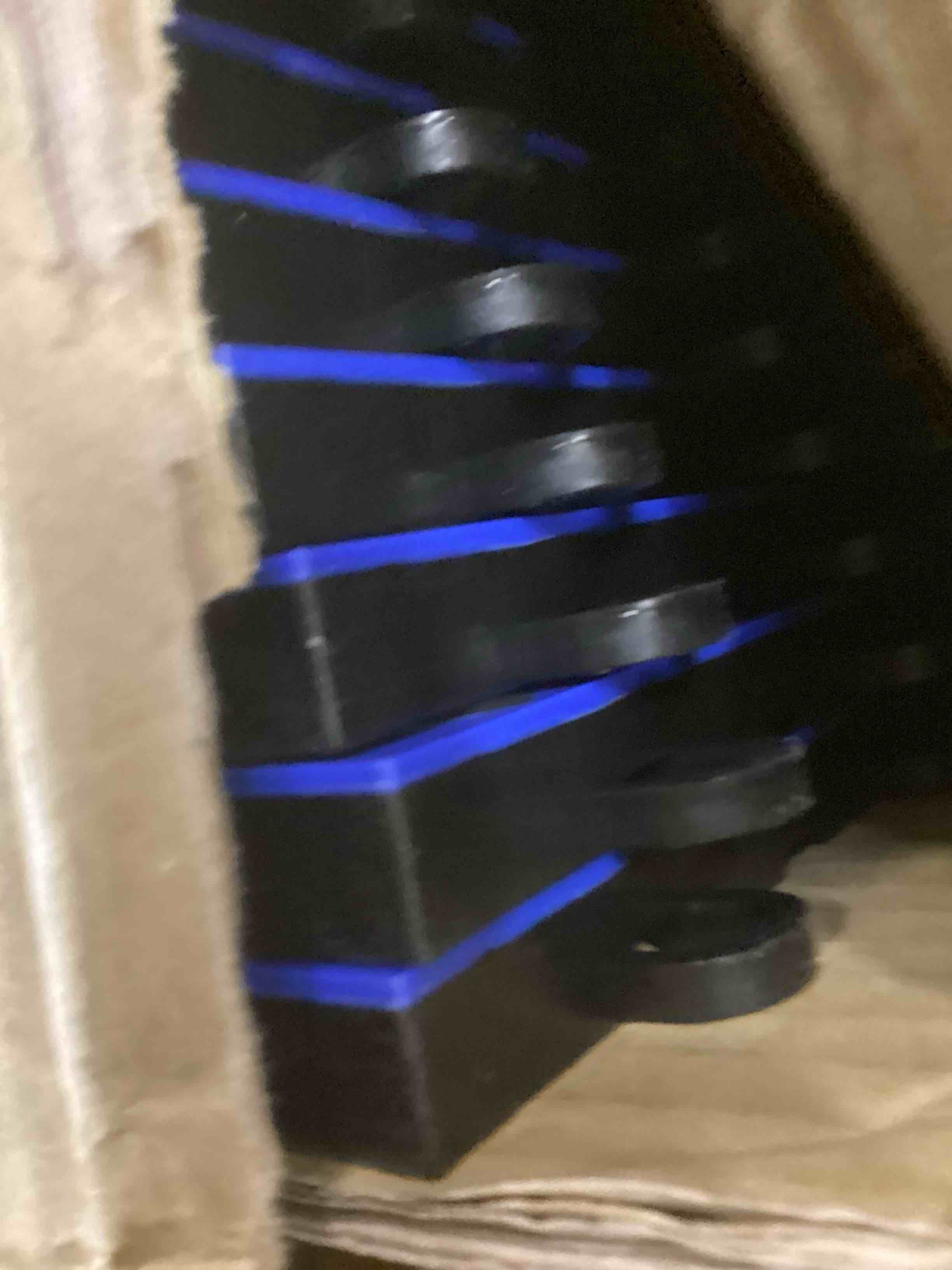 https://s3.amazonaws.com/lotting-images-prod/bidfta/PPE1850258_1733760018352.jpeg