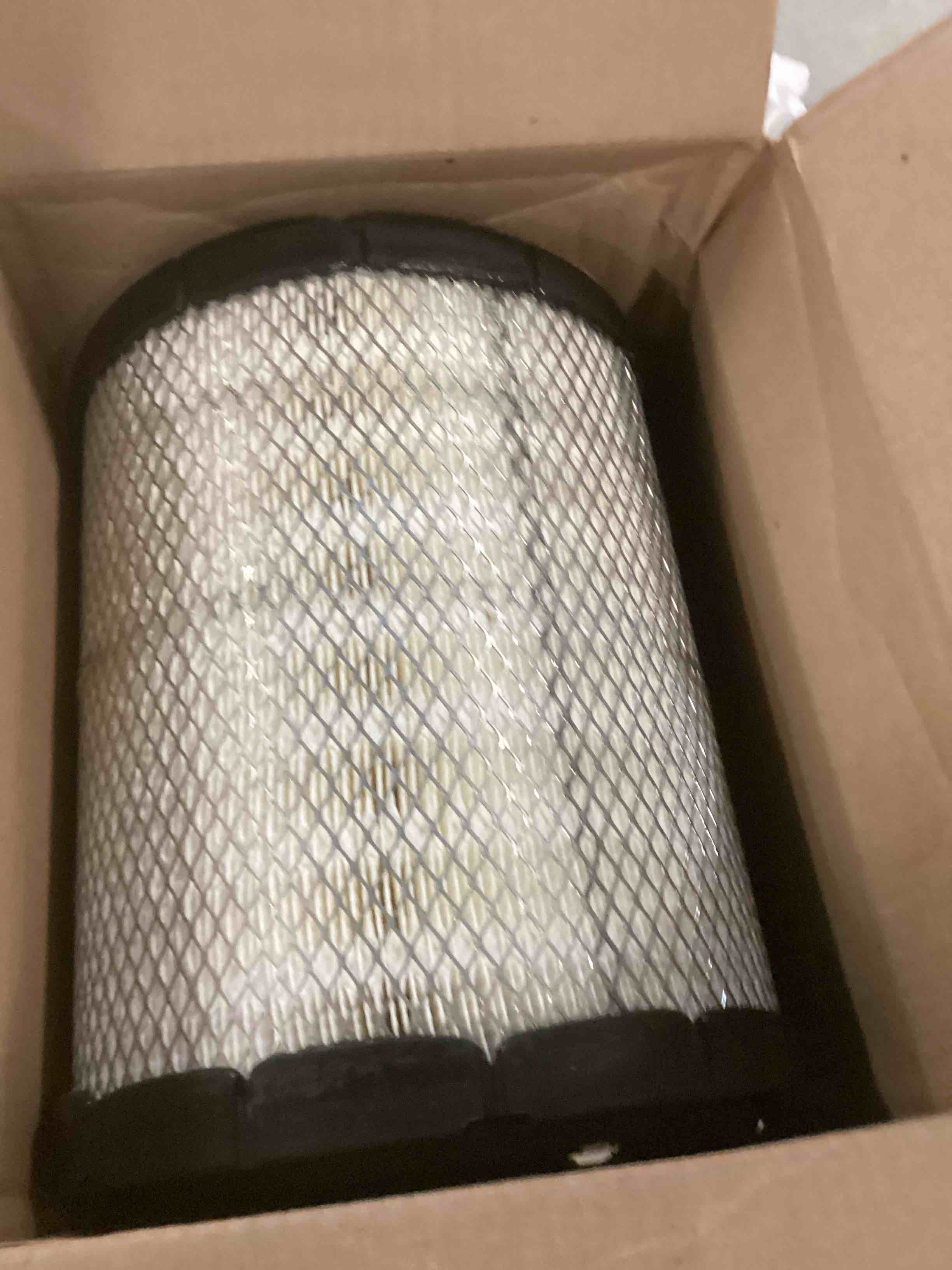 https://s3.amazonaws.com/lotting-images-prod/bidfta/PPE1850316_1733773190535.jpeg