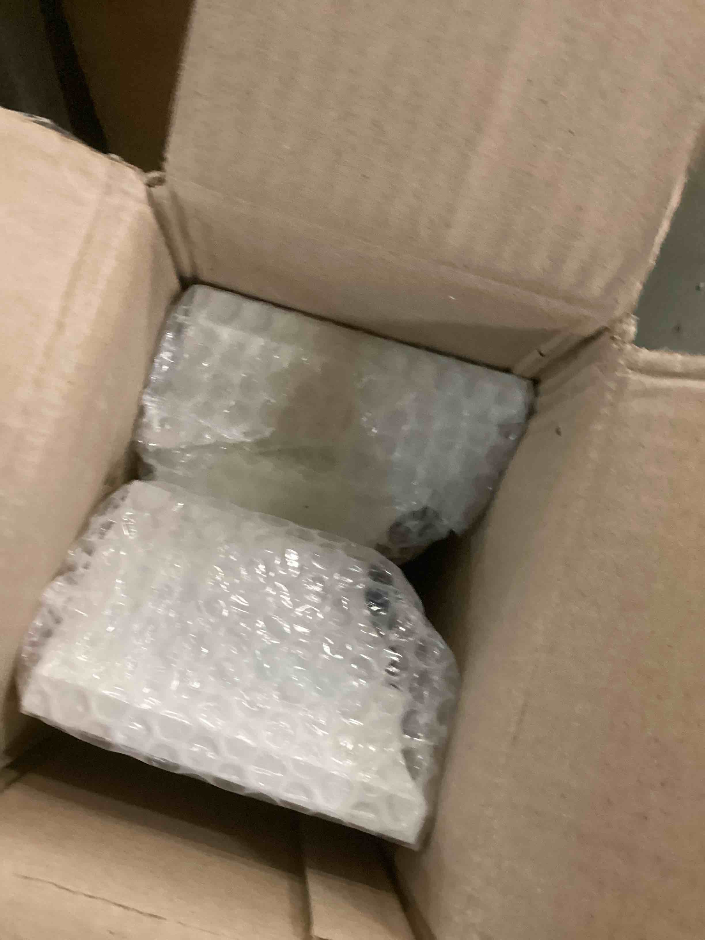 https://s3.amazonaws.com/lotting-images-prod/bidfta/PPE1850345_1733765134782.jpeg