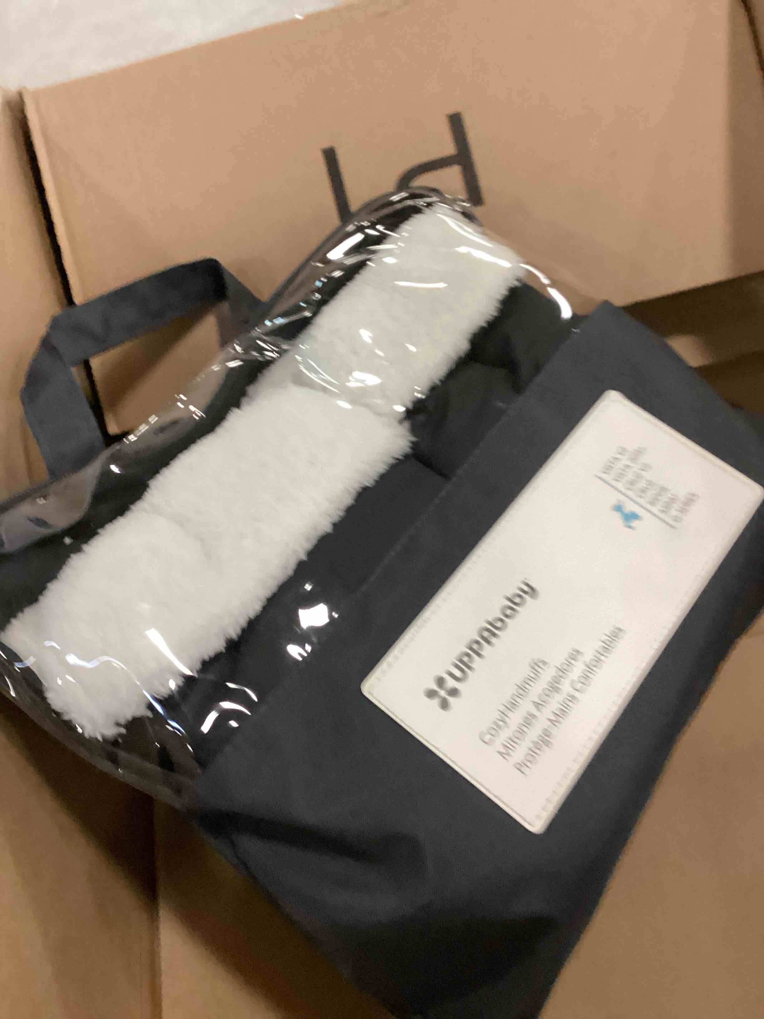 https://s3.amazonaws.com/lotting-images-prod/bidfta/PPE1850452_1733931549449.jpeg