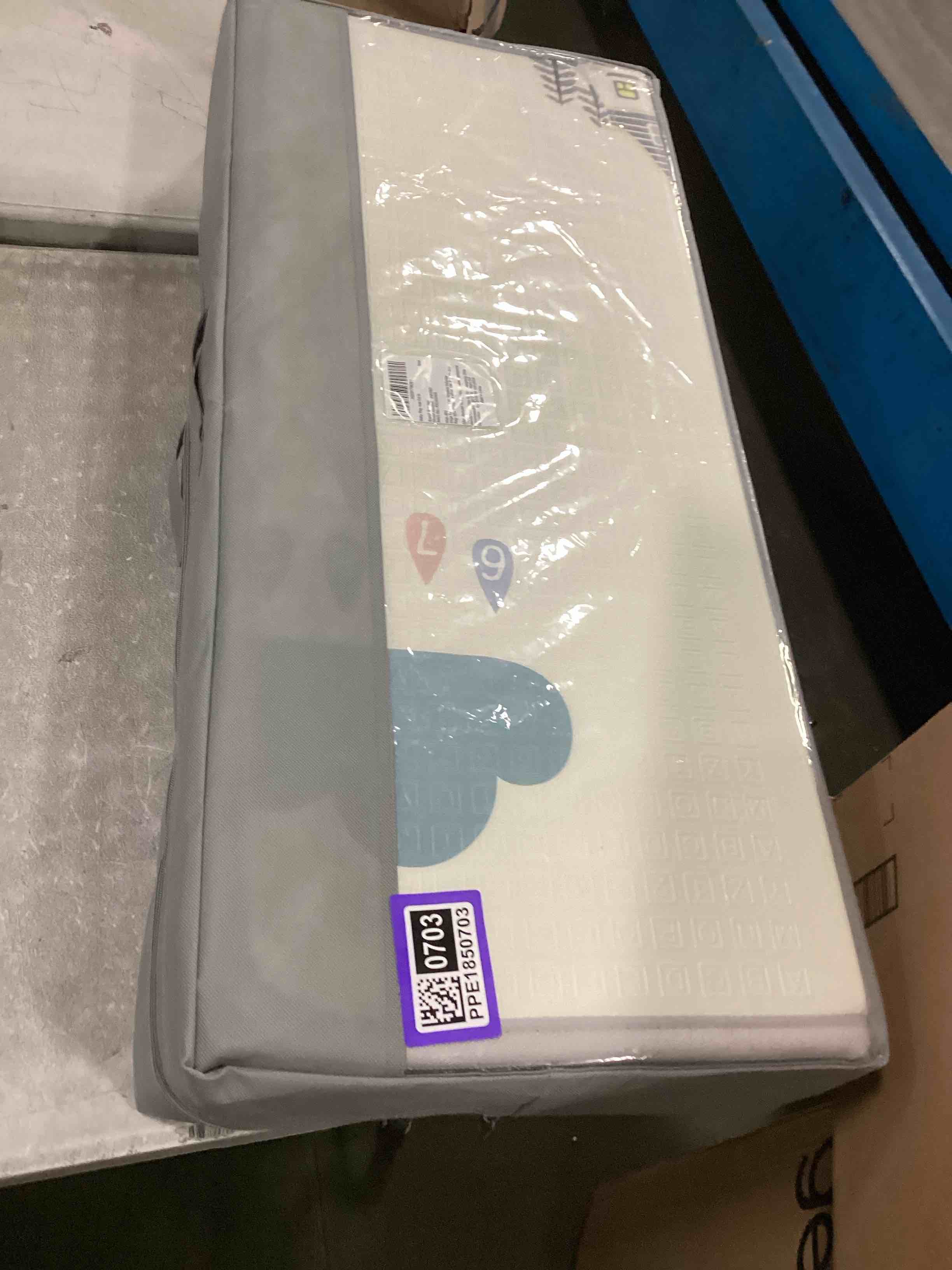 https://s3.amazonaws.com/lotting-images-prod/bidfta/PPE1850703_1734096009680.jpeg