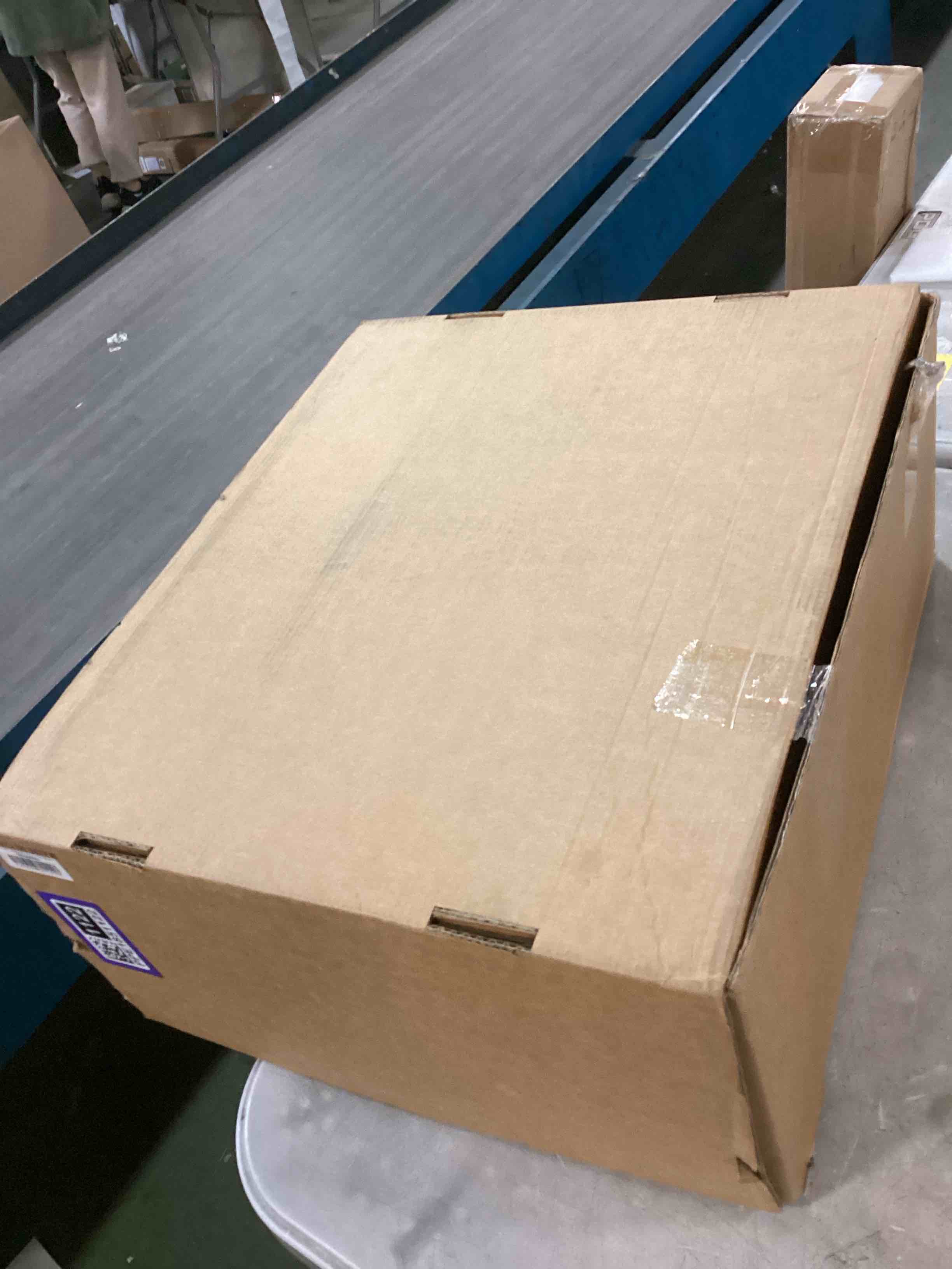 https://s3.amazonaws.com/lotting-images-prod/bidfta/PPE1851122_1734381044344.jpeg