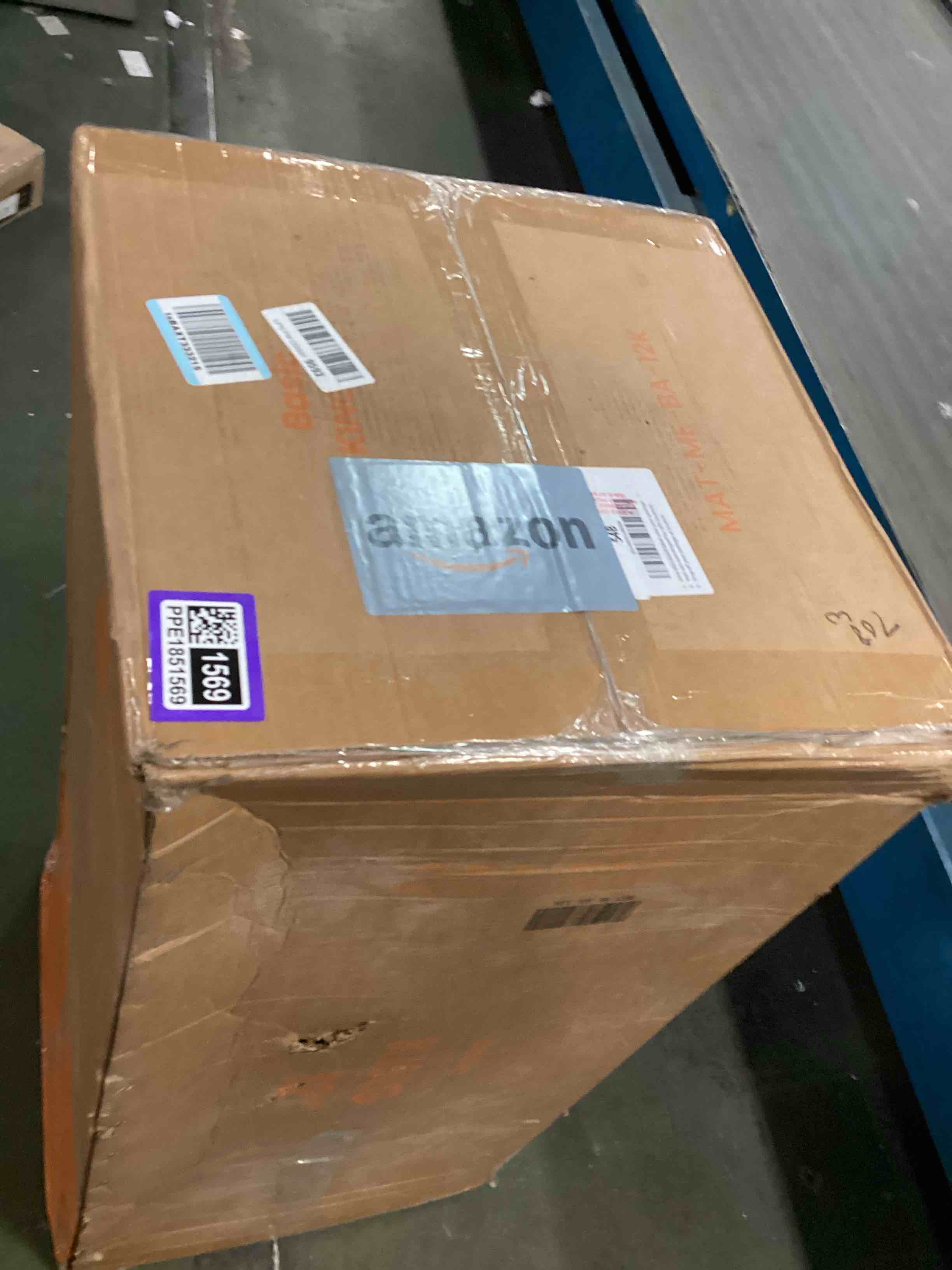 https://s3.amazonaws.com/lotting-images-prod/bidfta/PPE1851569_1734712207226.jpeg