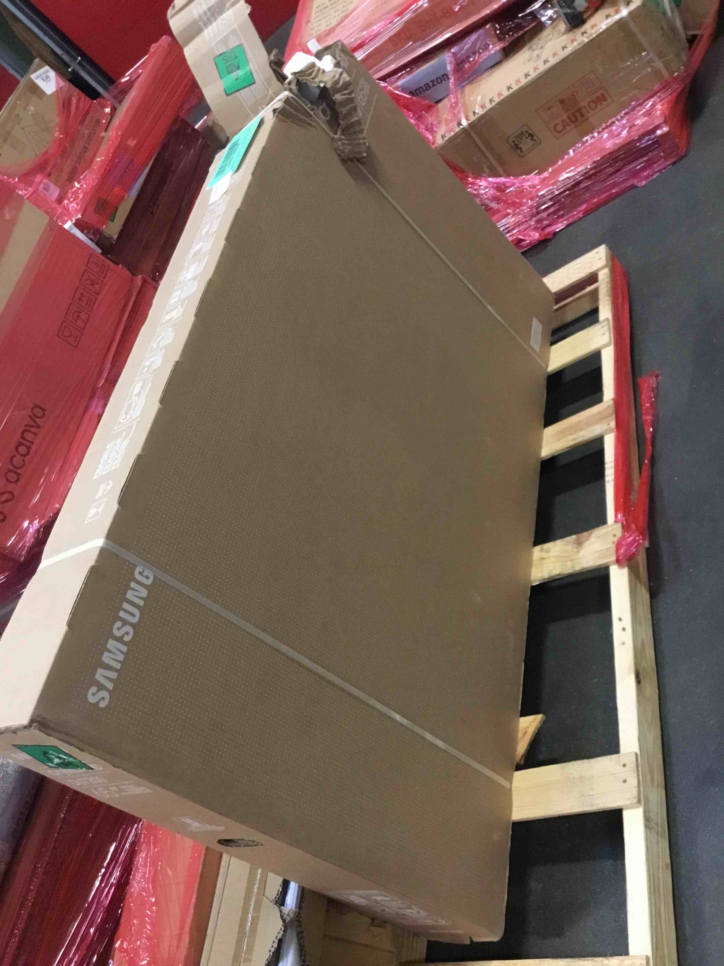 https://s3.amazonaws.com/lotting-images-prod/bidfta/PPE1852004_1735661675139.jpeg